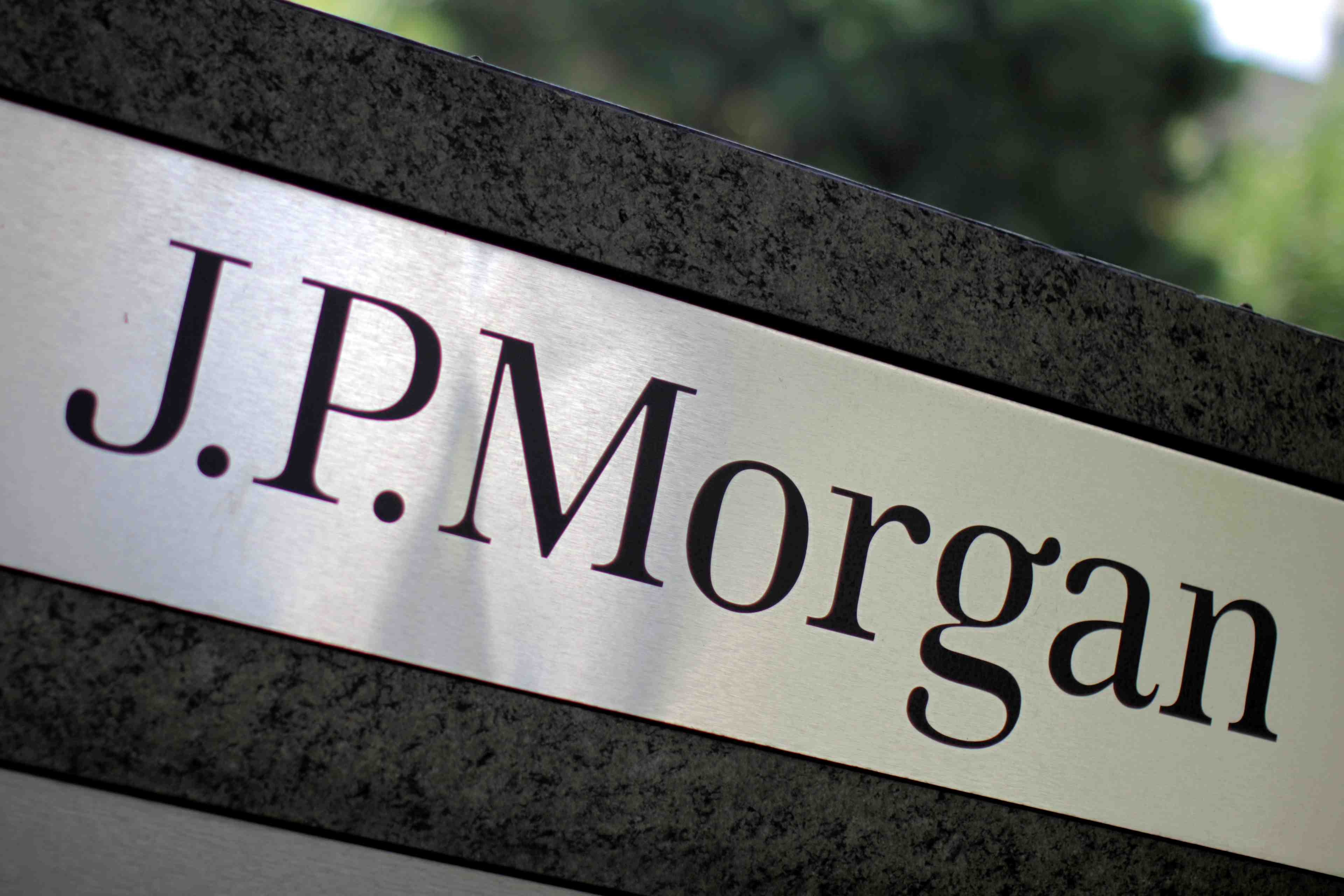 Jpmorgan versera 1 milliard de dollars dans un dossier de manipulation de marches, selon bloomberg