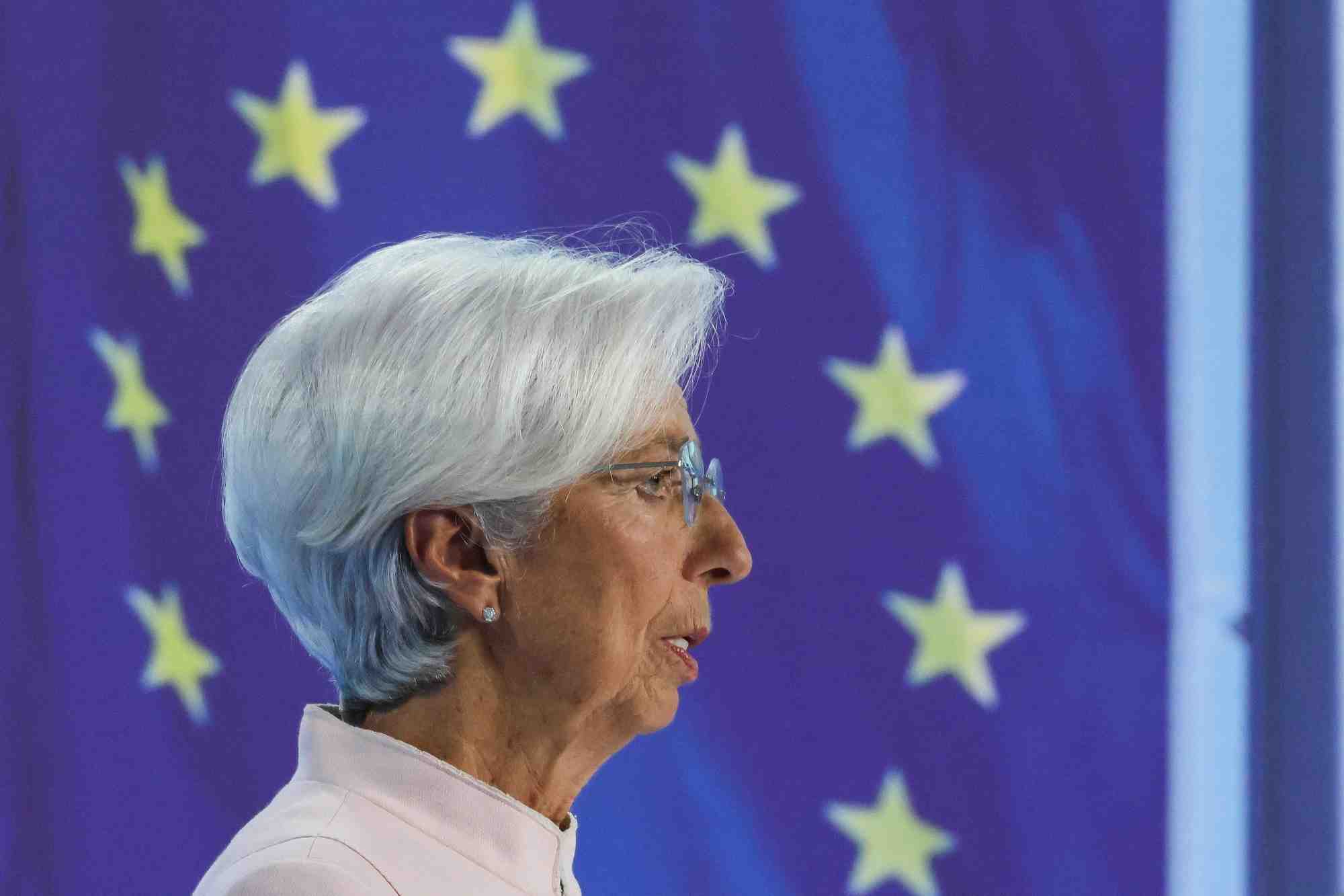 Christine lagarde lors d'une conference de presse a francfort