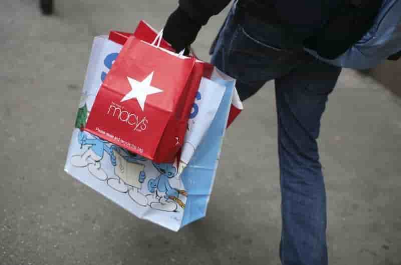 Macy's abaisse ses prévisions de ventes, le titre chute