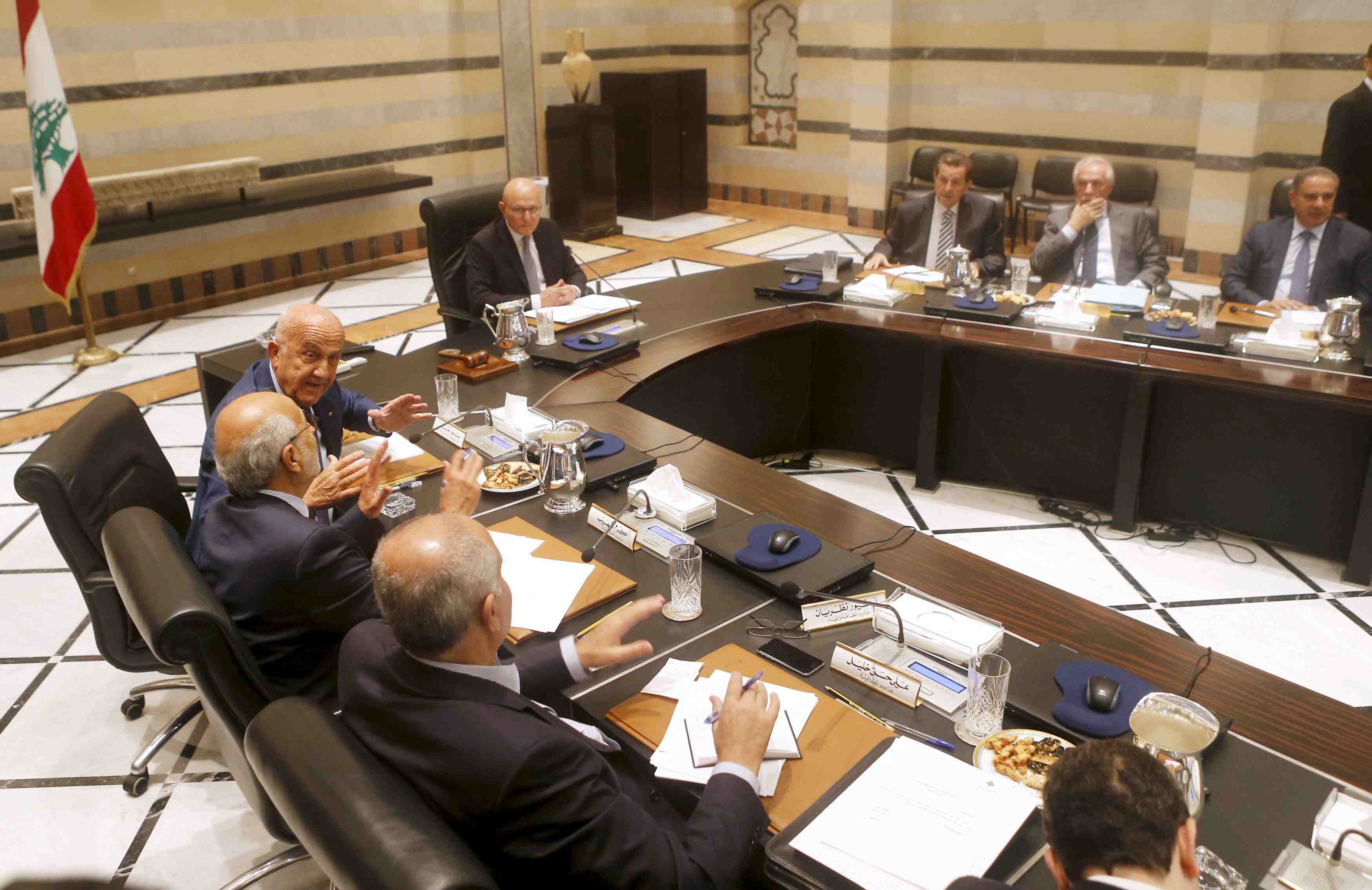 Le conseil des ministres au liban boycotte par le hezbollah et ses allies