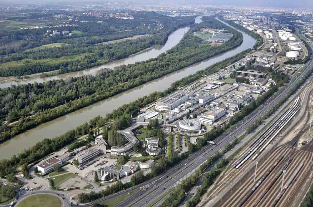 25% des émissions de gaz à effet de serre de la Métropole de Lyon proviennent de la Vallée de la Chimie déployée sur 14 communes.