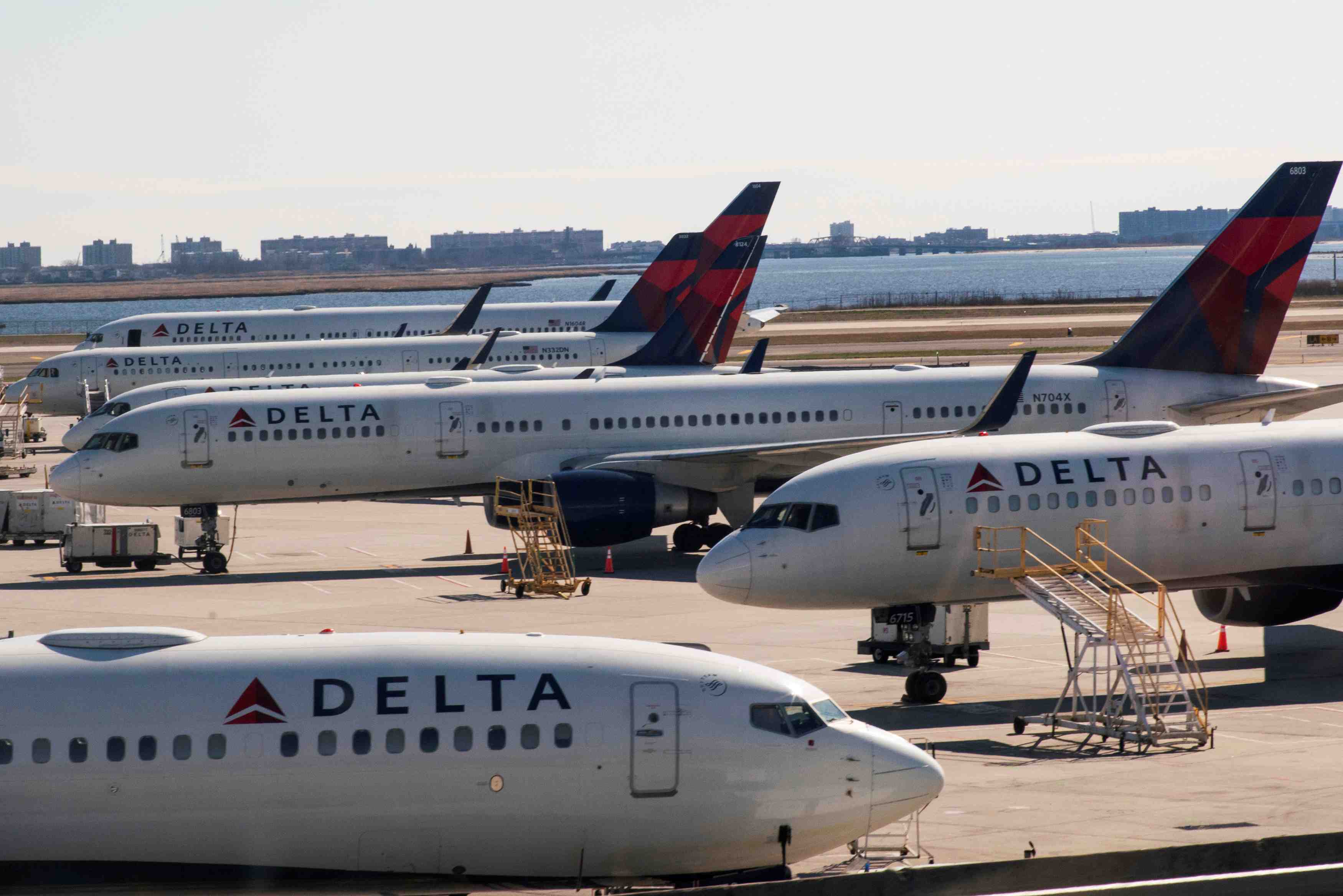 Delta airlines reporte la livraison de 40 airbus, selon bloomberg