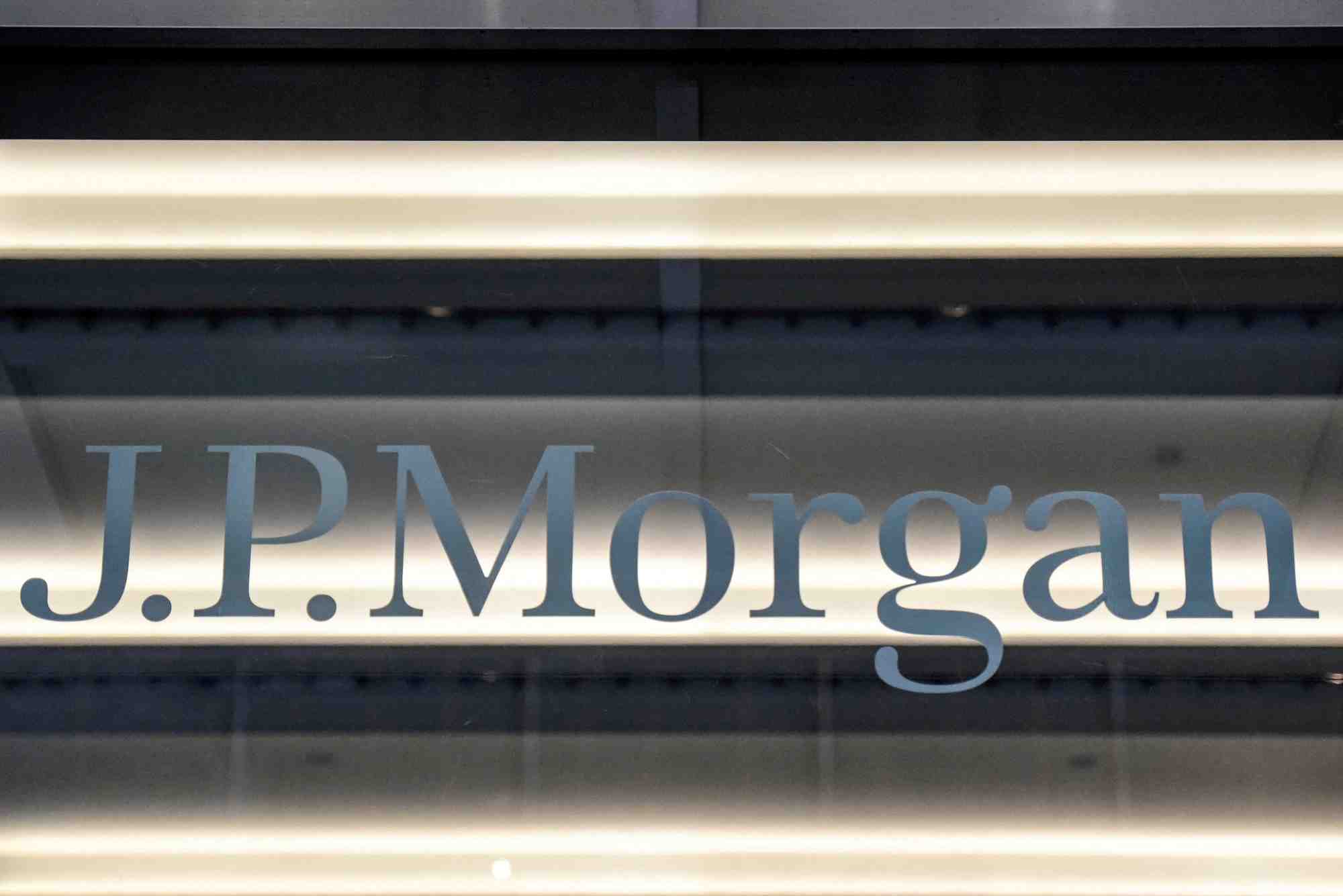 Un logo jpmorgan est vu a new york