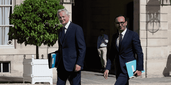 Le ministre de l'Economie Bruno Le Maire et celui des Comptes Publics Thomas Cazenave.