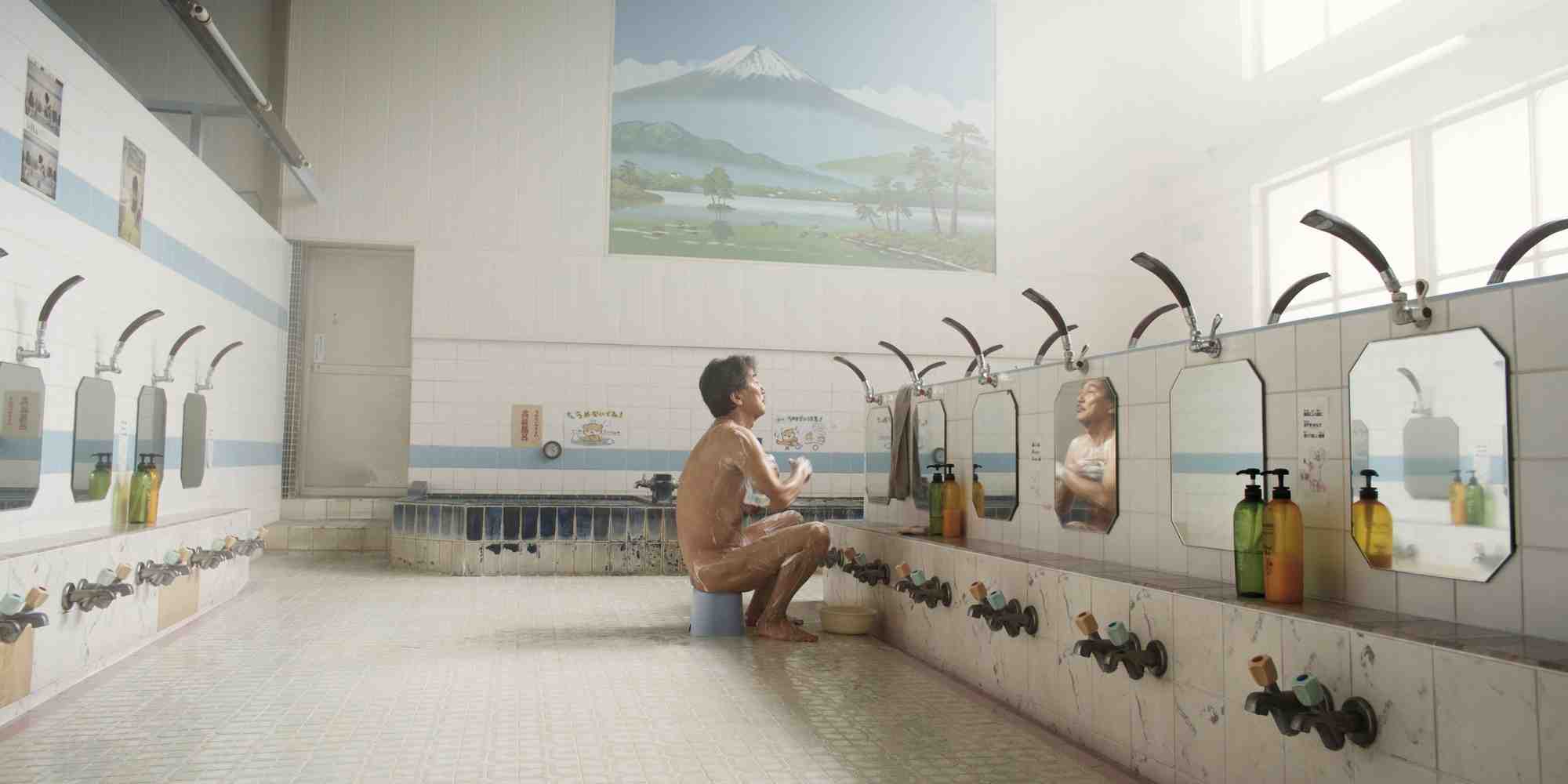 L’acteur japonais Koji Yakusho incarne Hirayama dans le film « Perfect days » de Wim Wenders. © MASTER MIND LTD