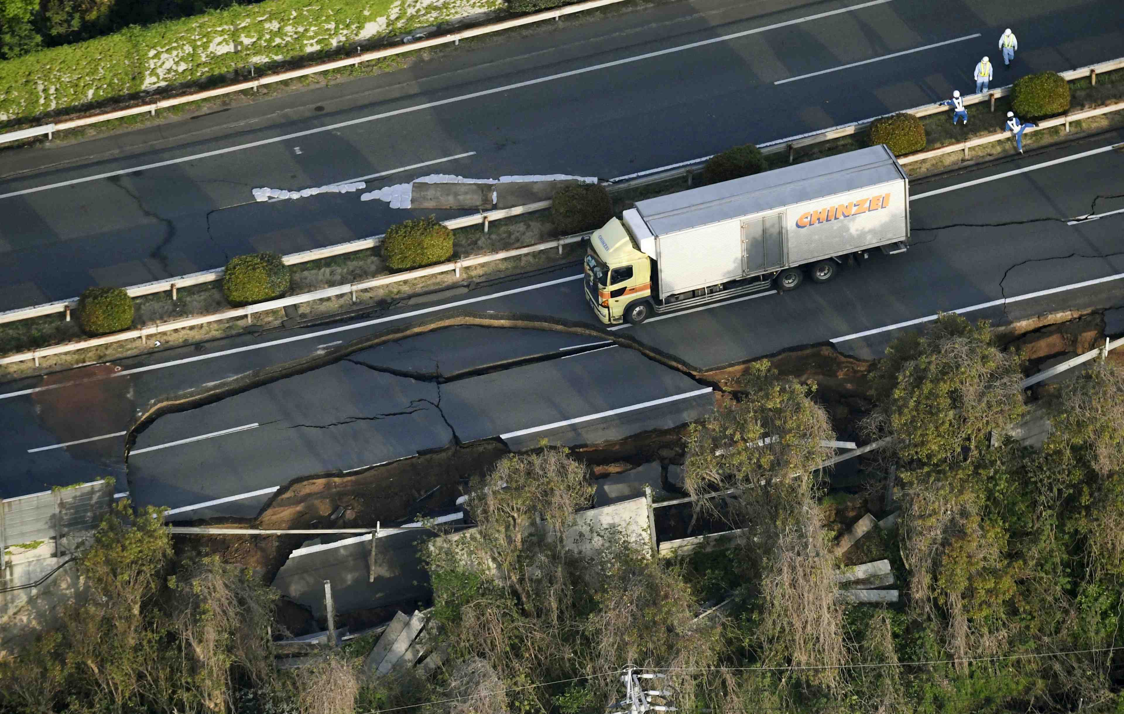 Le japon n'a detecte aucun probleme au niveau des centrales nucleaires apres les seismes
