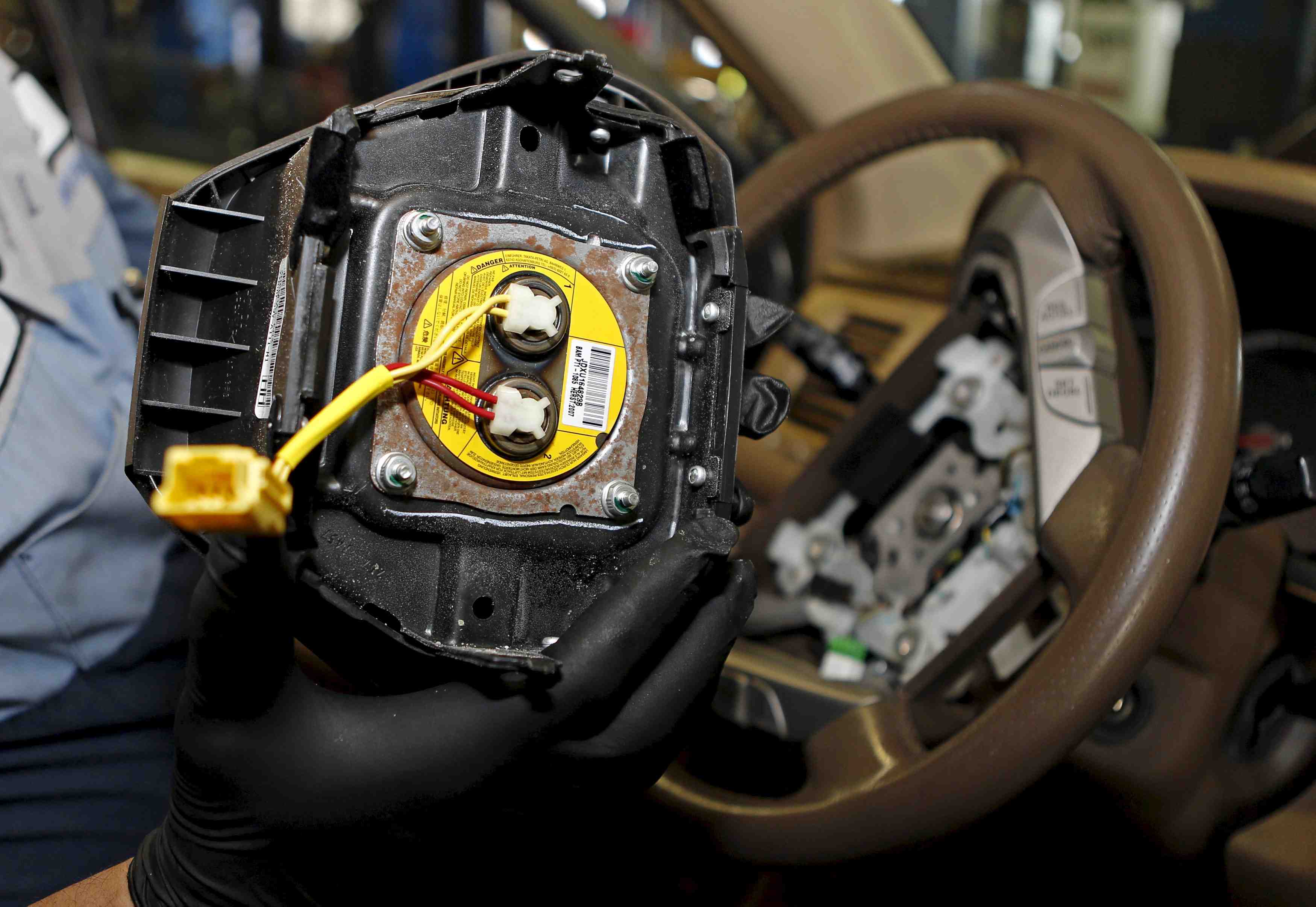 Des voitures neuves aux usa equipees d'airbags defectueux