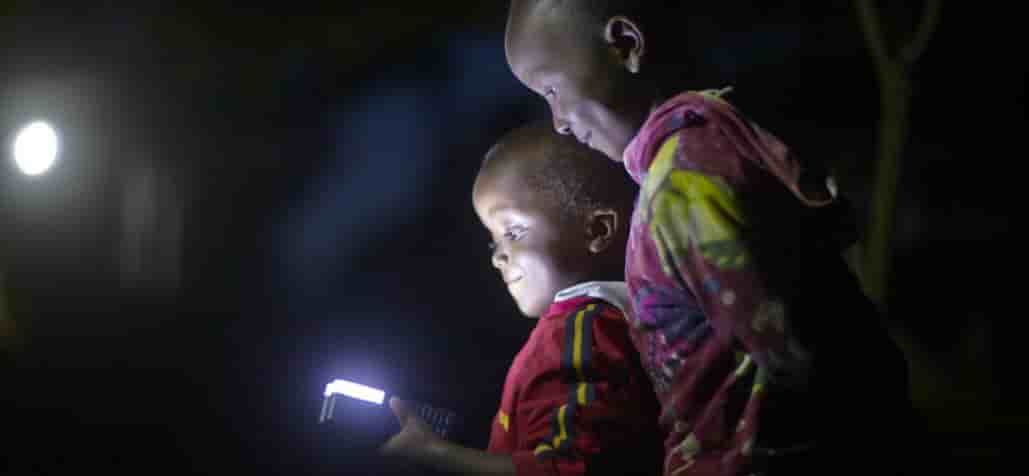 ALTDE_Tanzanie, 32,5 millions de dollars pour la start-up solaire nigériane Zola Electric lumière énergie enfant éclairage