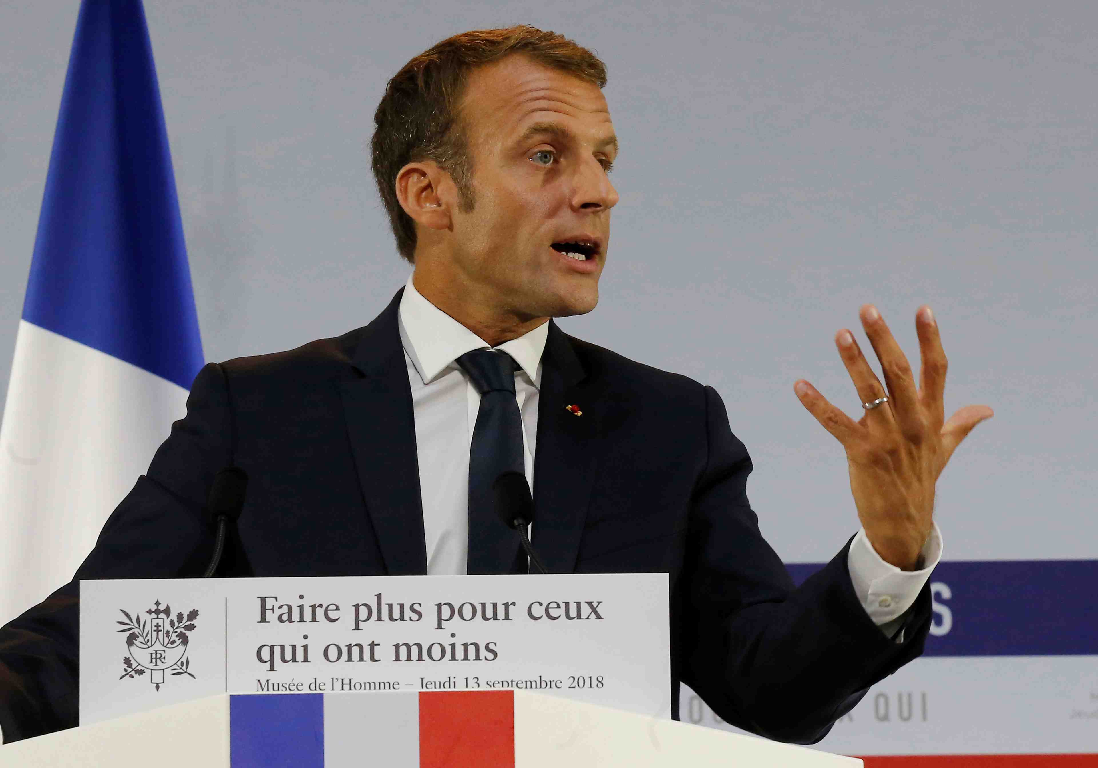 Macron lance "un combat vital" anti-pauvrete dote de 8 milliards d’euros