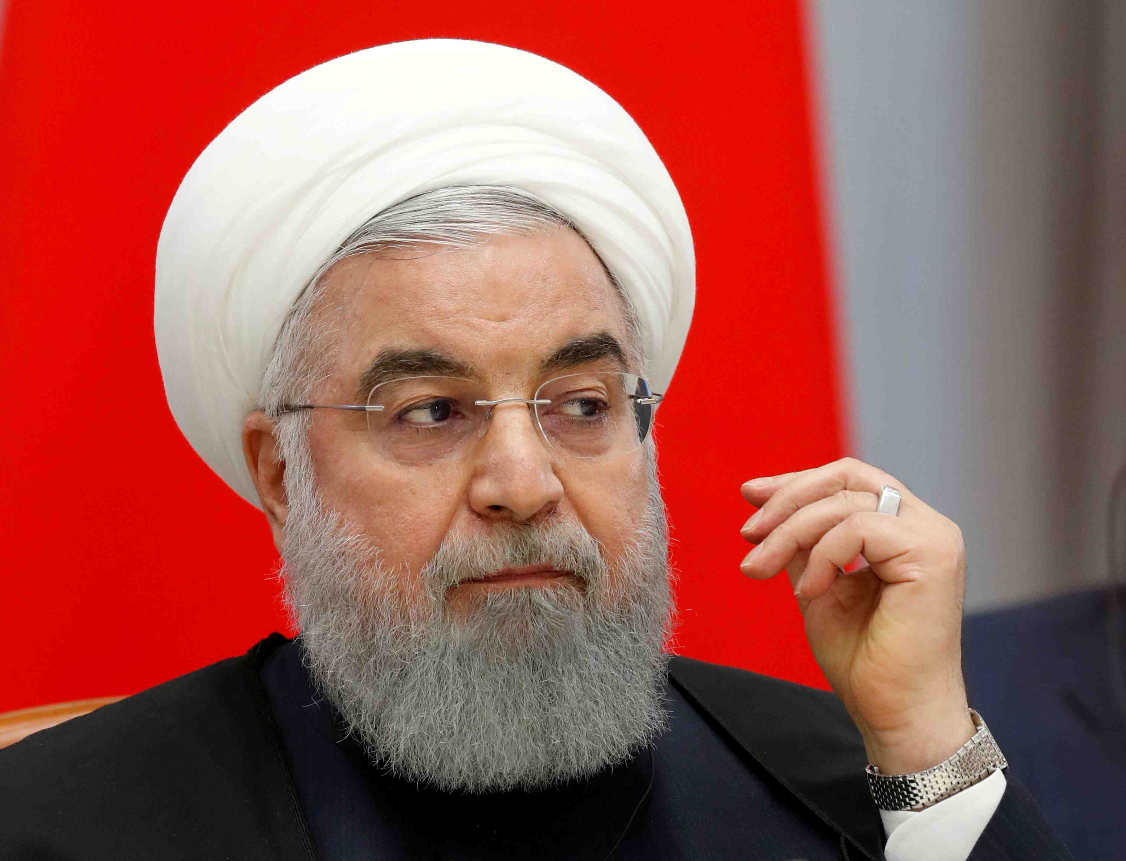 La porte n'est pas fermee a un dialogue avec les usa, dit rohani