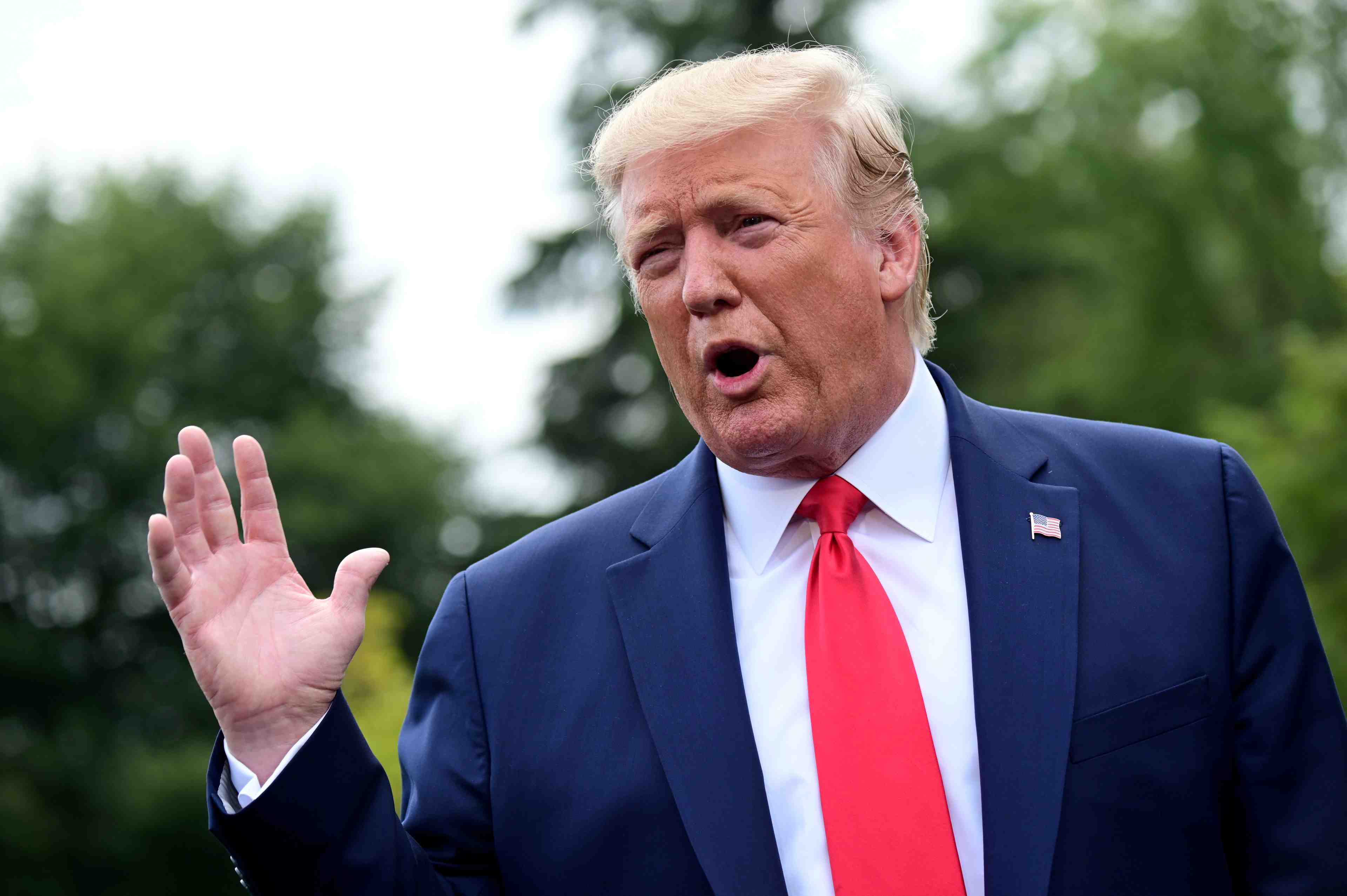 Trump repousse le relevement des taxes sur 250 milliards de produits de produits chinois