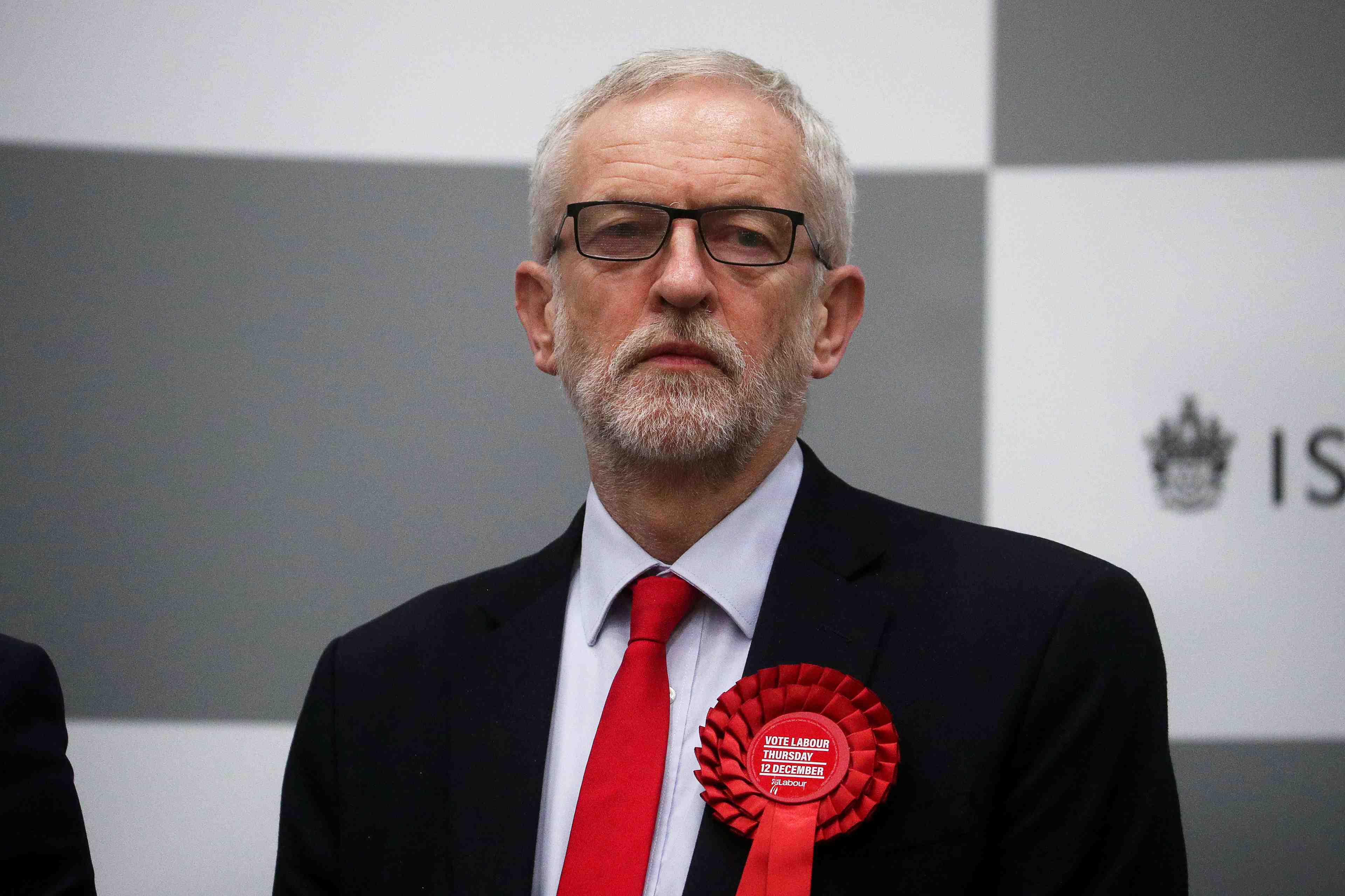 Jeremy corbyn exclu du parti travailliste apres un rapport sur l'antisemitisme