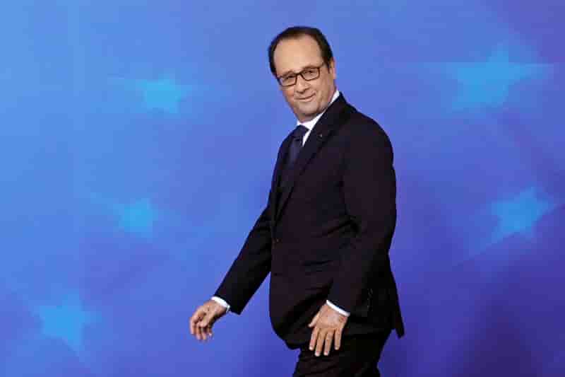 Hollande dit avoir besoin d'un parti socialiste "à l'unisson"
