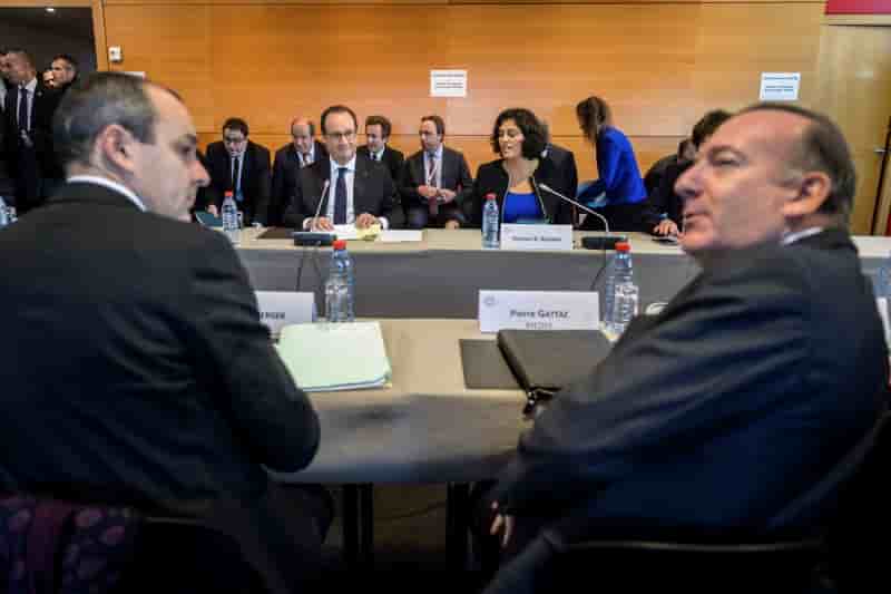 Francois hollande prone une position commune sur le compte d'activite