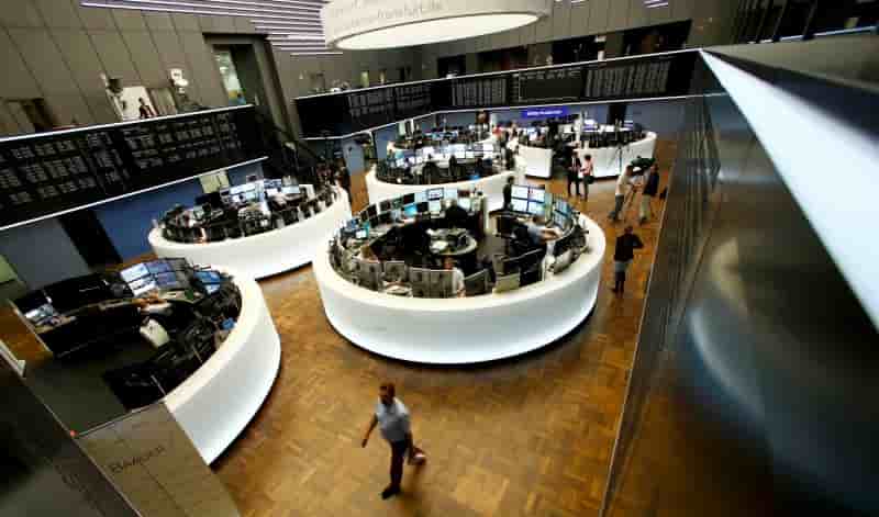 Les bourses europeennes en hausse, dans le sillage des banques
