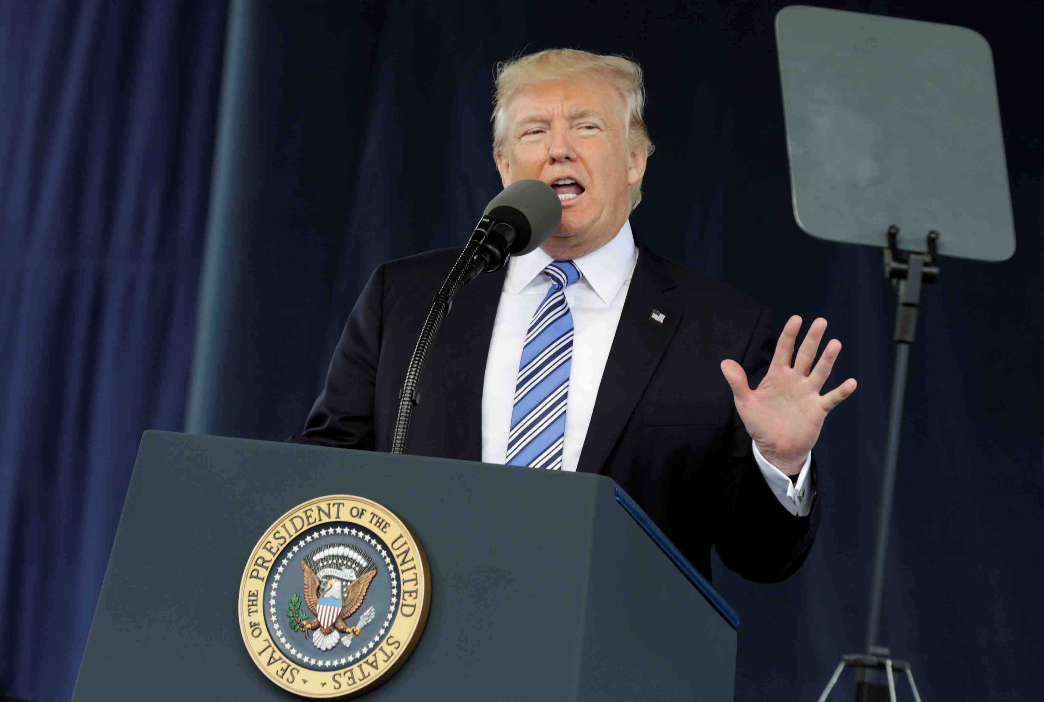 Trump ne peut imaginer la russie "satisfaite" du tir nord-coreen