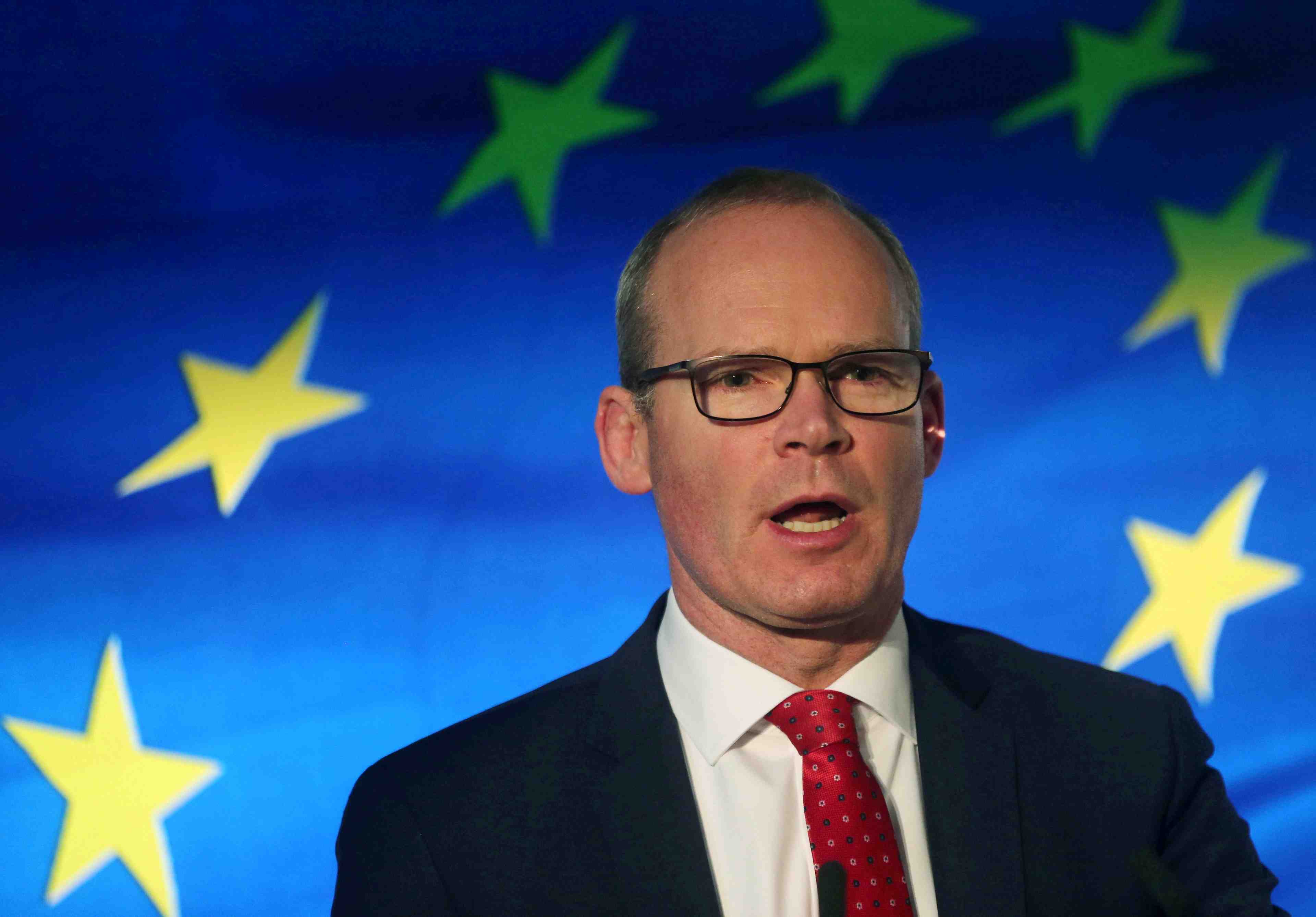 L'ue va proposer un allegement des controles en irlande du nord