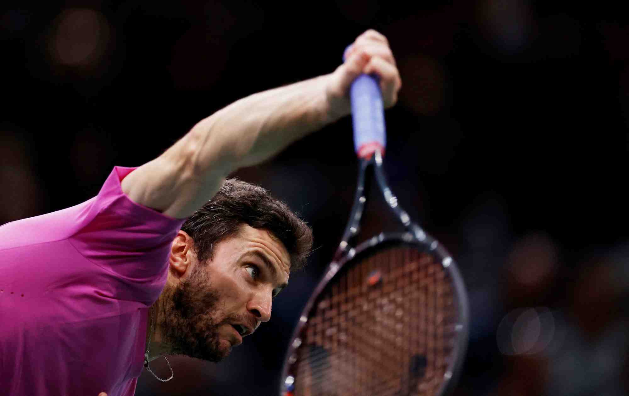 Le francais gilles simon lors du match contre le canadien felix auger aliassime au masters de paris