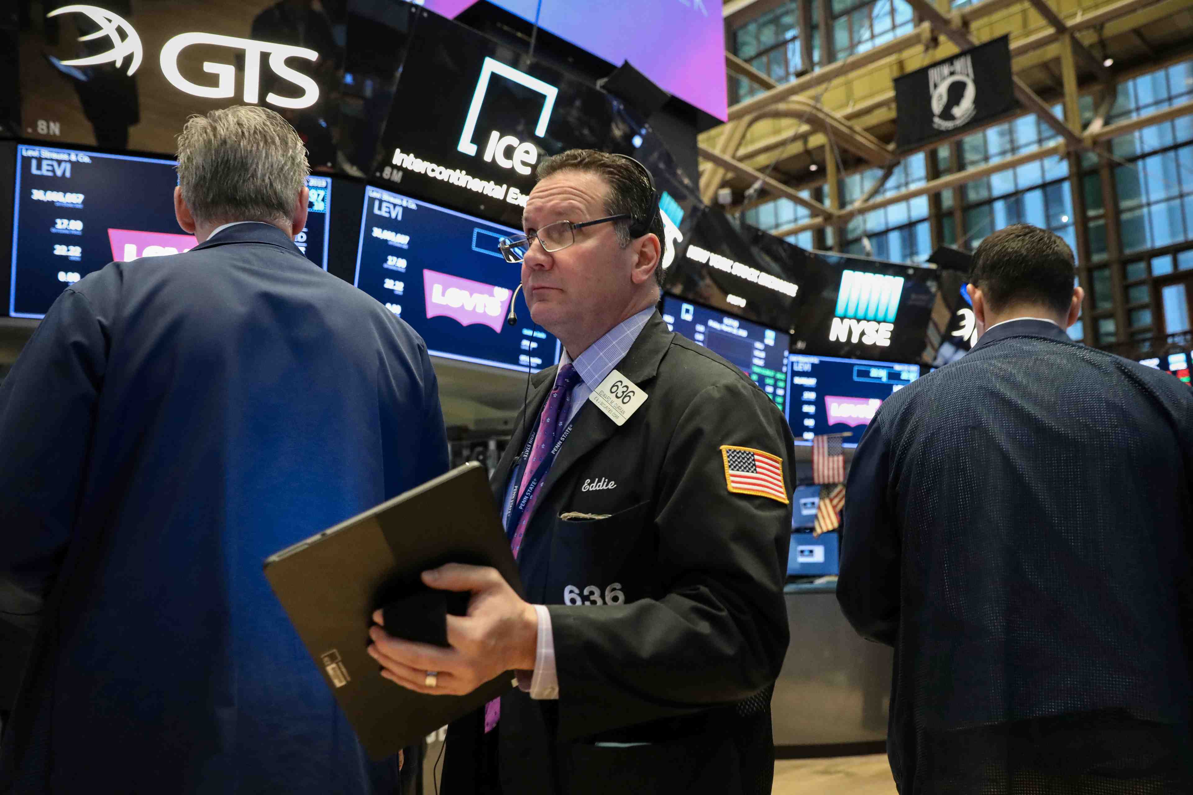 Wall street hesitante en debut de seance