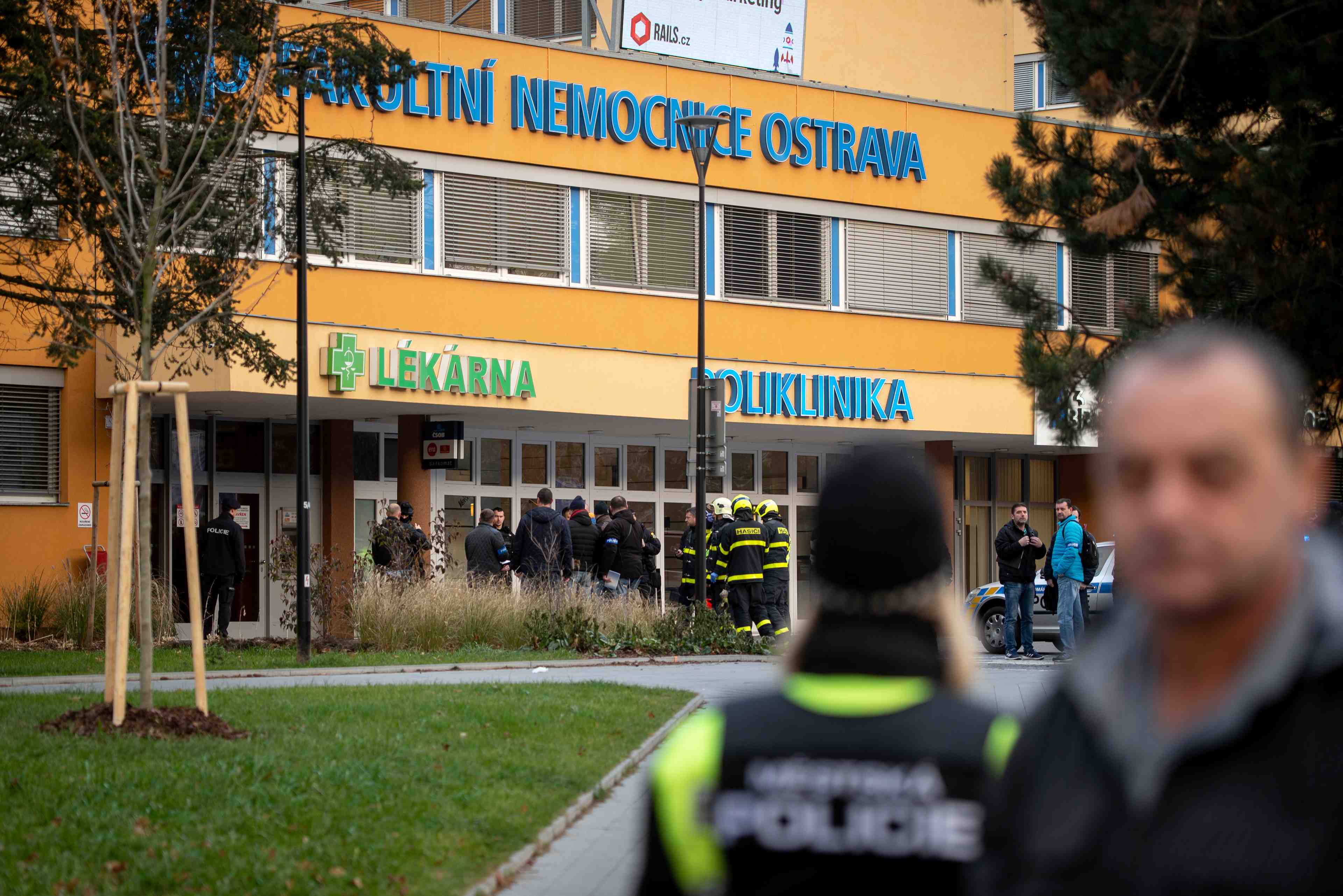 Fusillade dans un hopital tcheque, au moins six morts