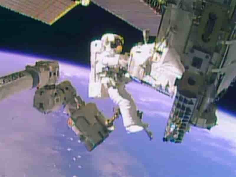 Les réparateurs de l'ISS réussissent leur deuxième sortie