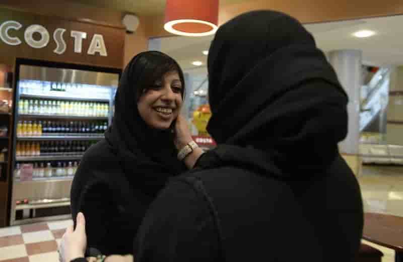 La militante bahreïnie Zaïnab al Khawaja en liberté provisoire