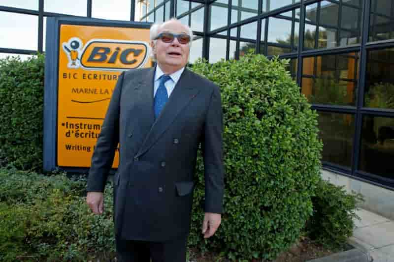 Bic scinde les fonctions de president et de directeur general