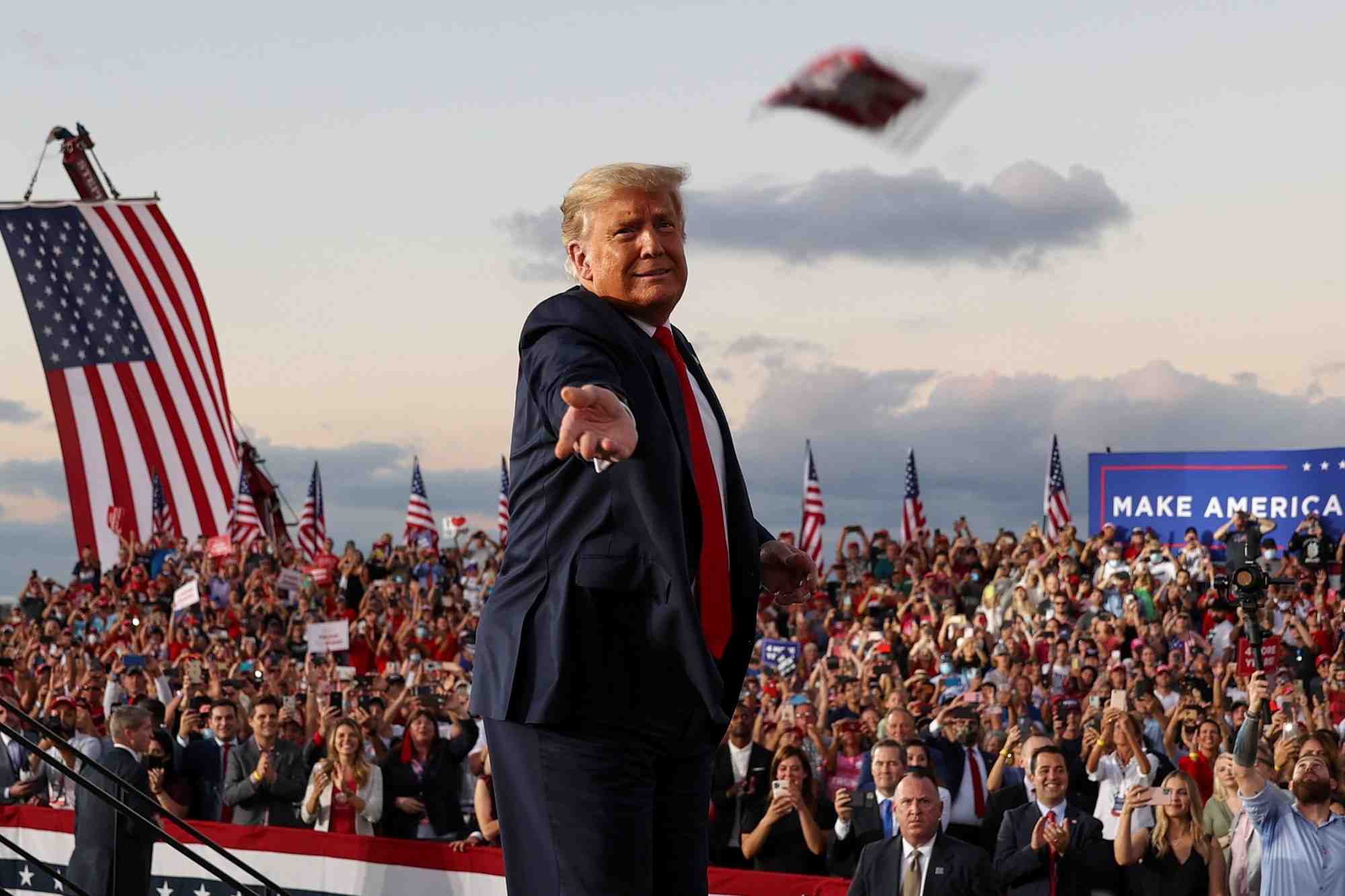 Usa 2020: trump, en meeting, dit se sentir "puissant" apres sa guerison