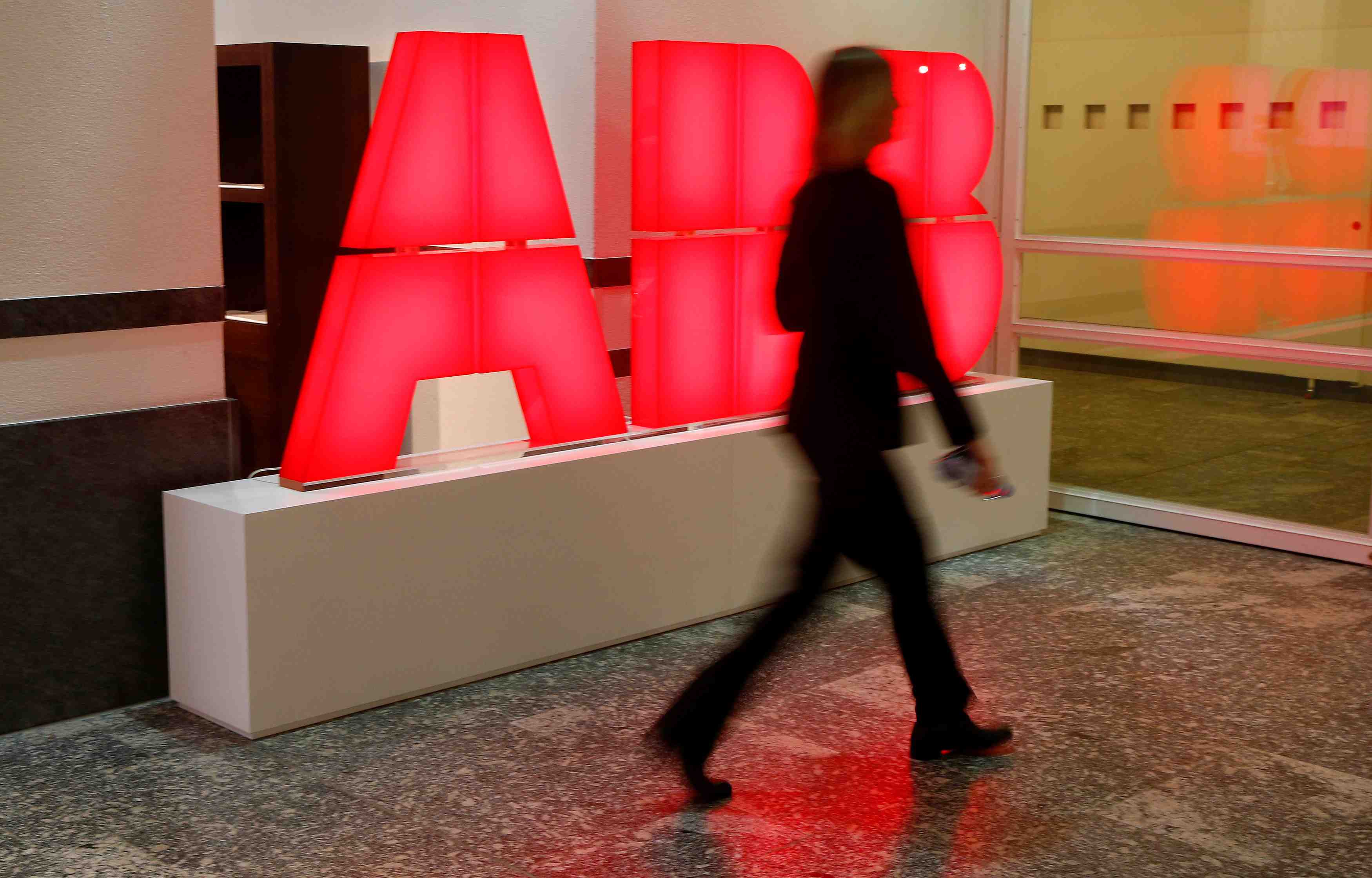 Abb etudie ses options pour vendre sa division power grids