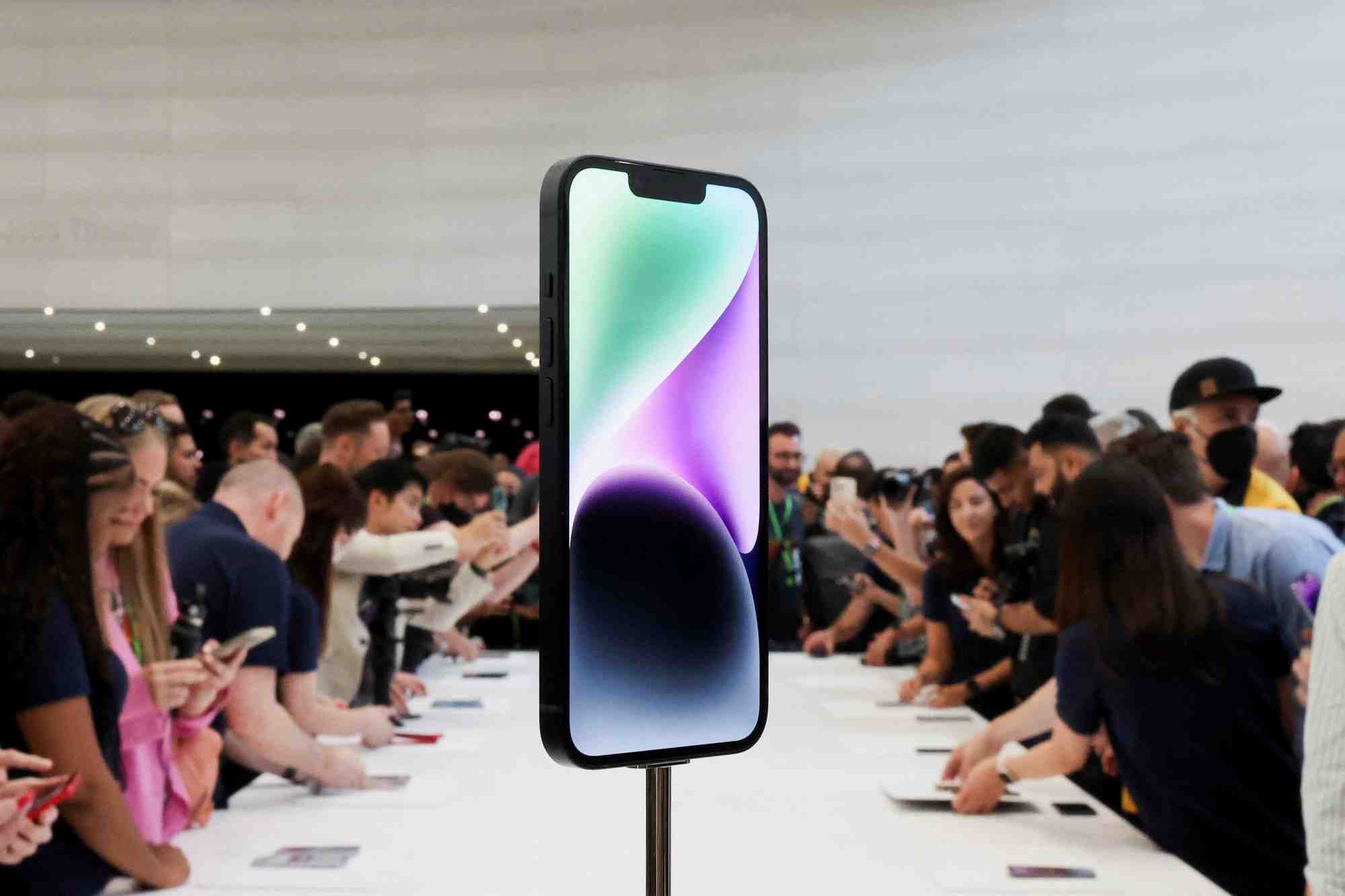 Le nouvel iphone sera disponible en russie, assure un ministre