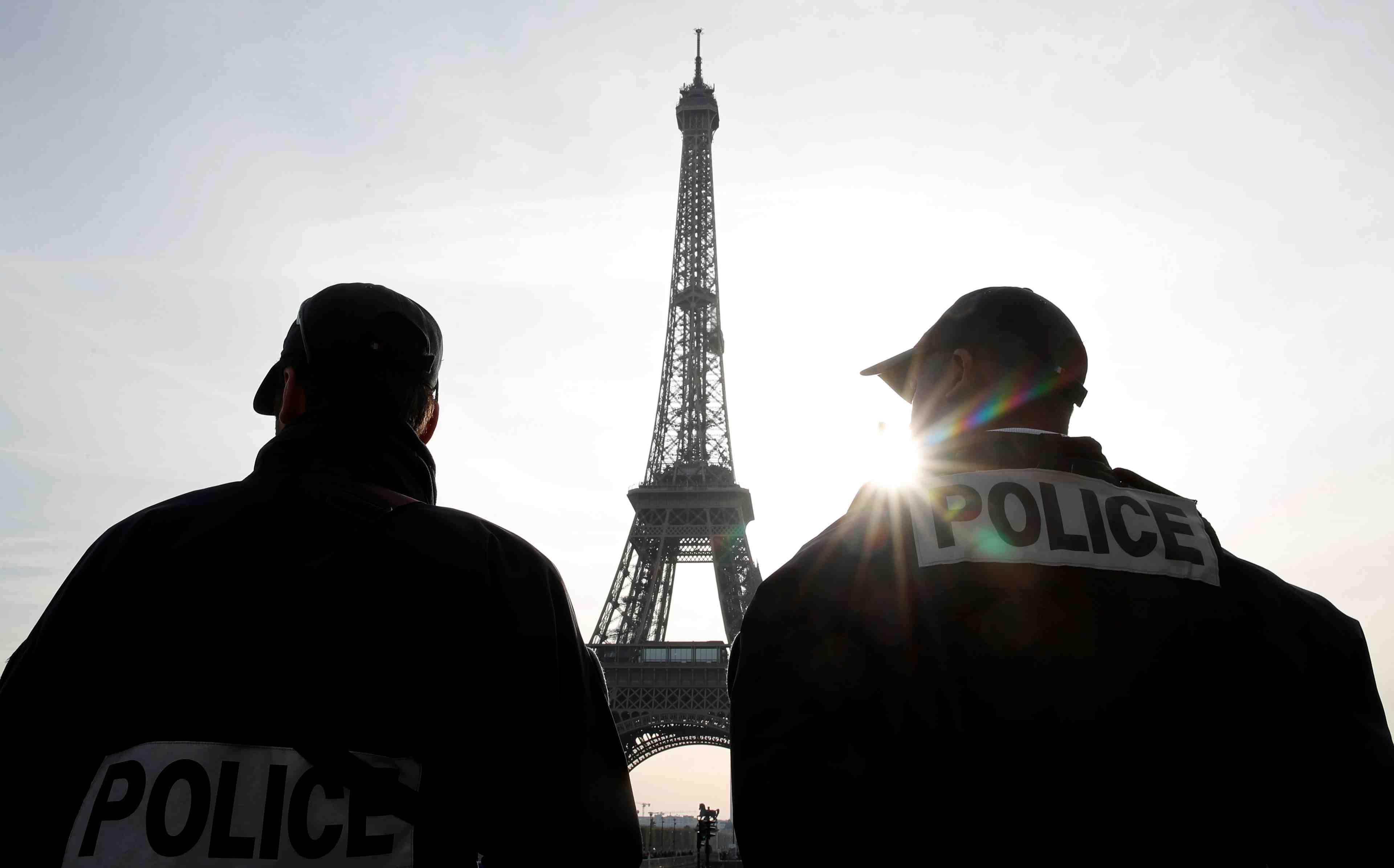 Deux ans apres le 13 novembre, la france face a une menace interne