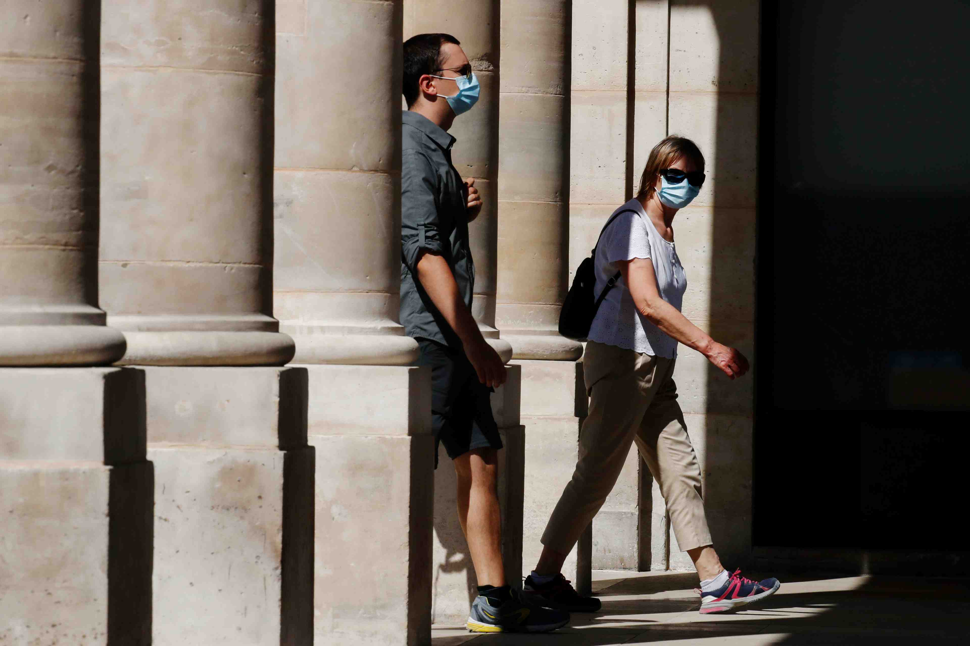 Coronavirus: 1.604 nouvelles contaminations relevees en 24 heures en france