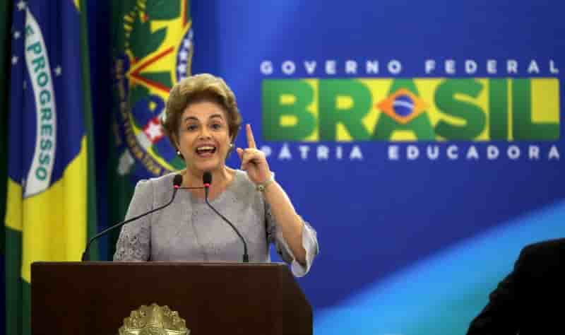 Au bresil, dilma rousseff exclut de demissionner