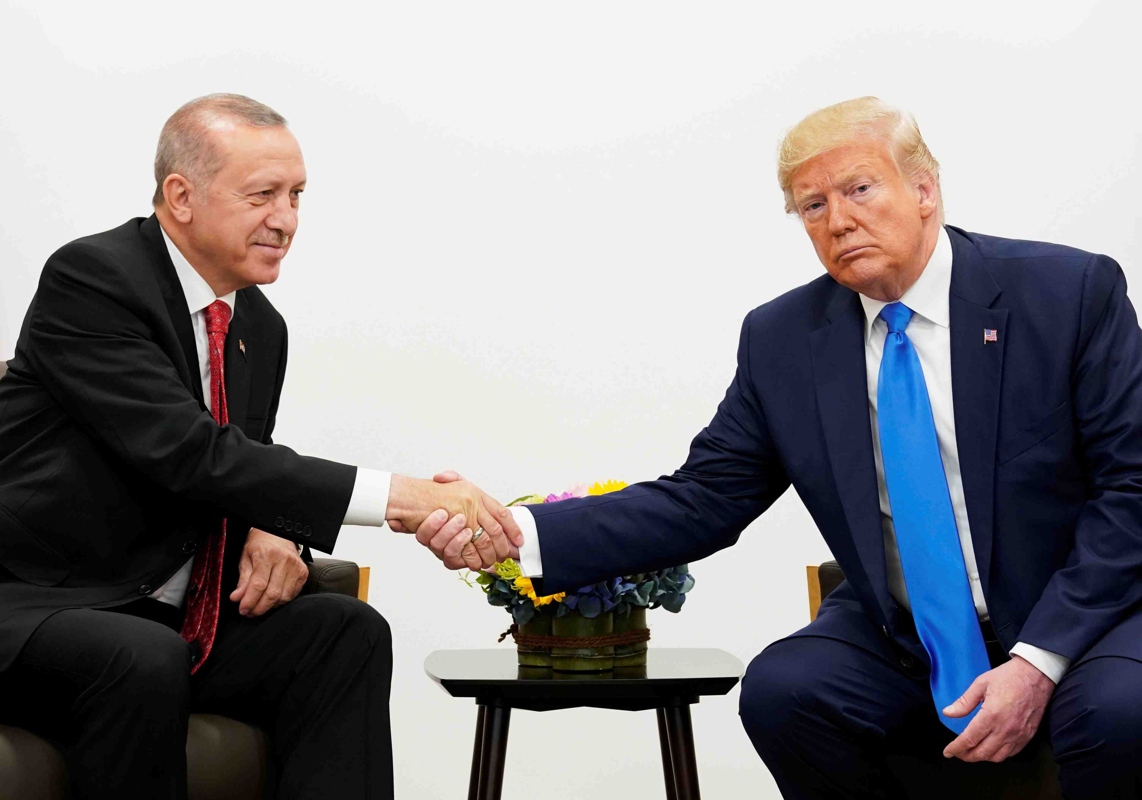 Erdogan s'entretient avec trump, visite a washington confirmee, selon des representants turcs