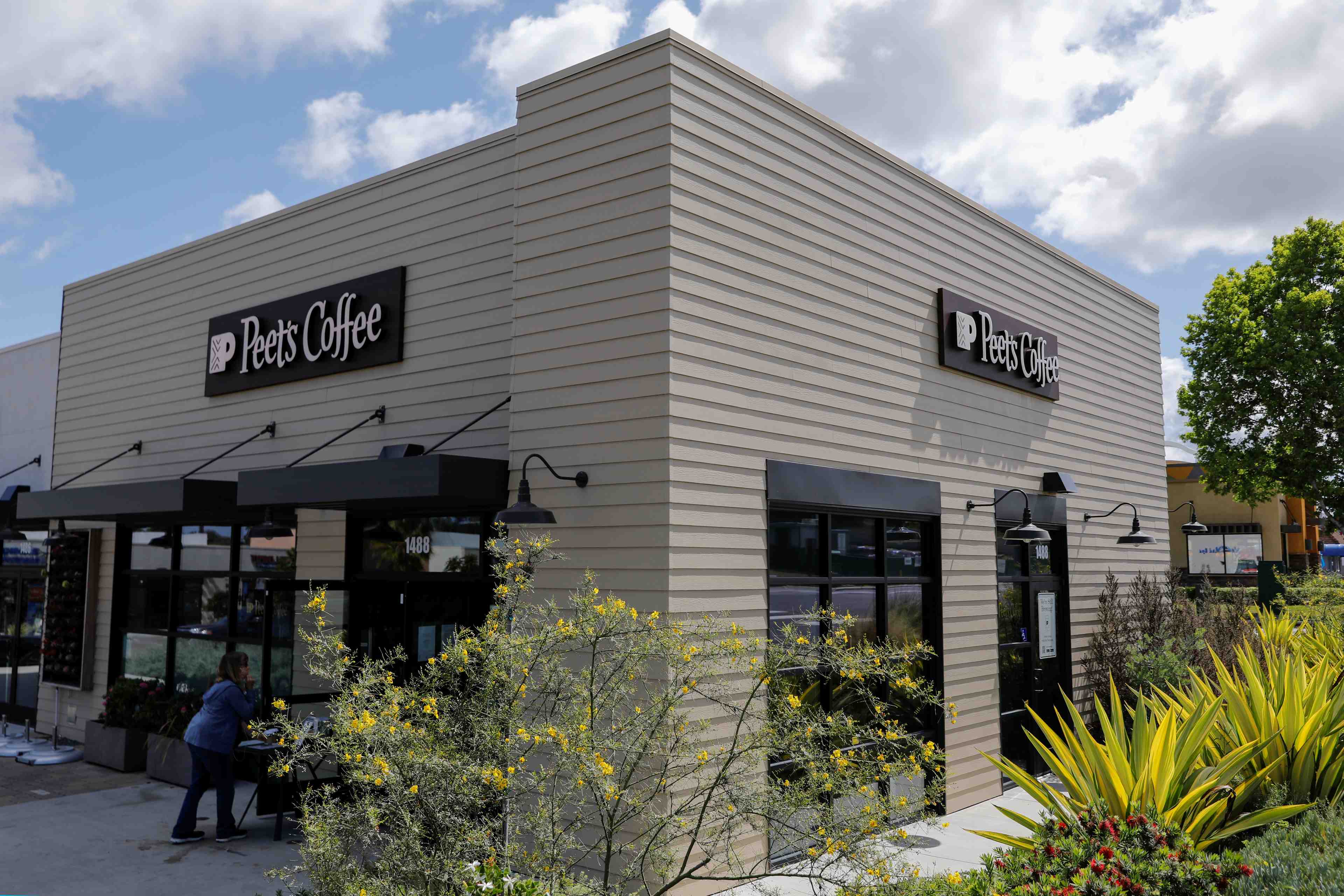 L'ipo du geant du cafe jde peet's bouclee en trois jours