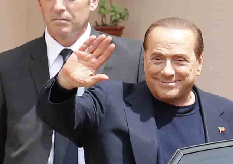 Silvio berlusconi definitivement acquitte dans l'affaire du "rubygate"