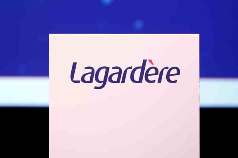 Lagardere a tire parti de l'edition et du travel retail en 2016