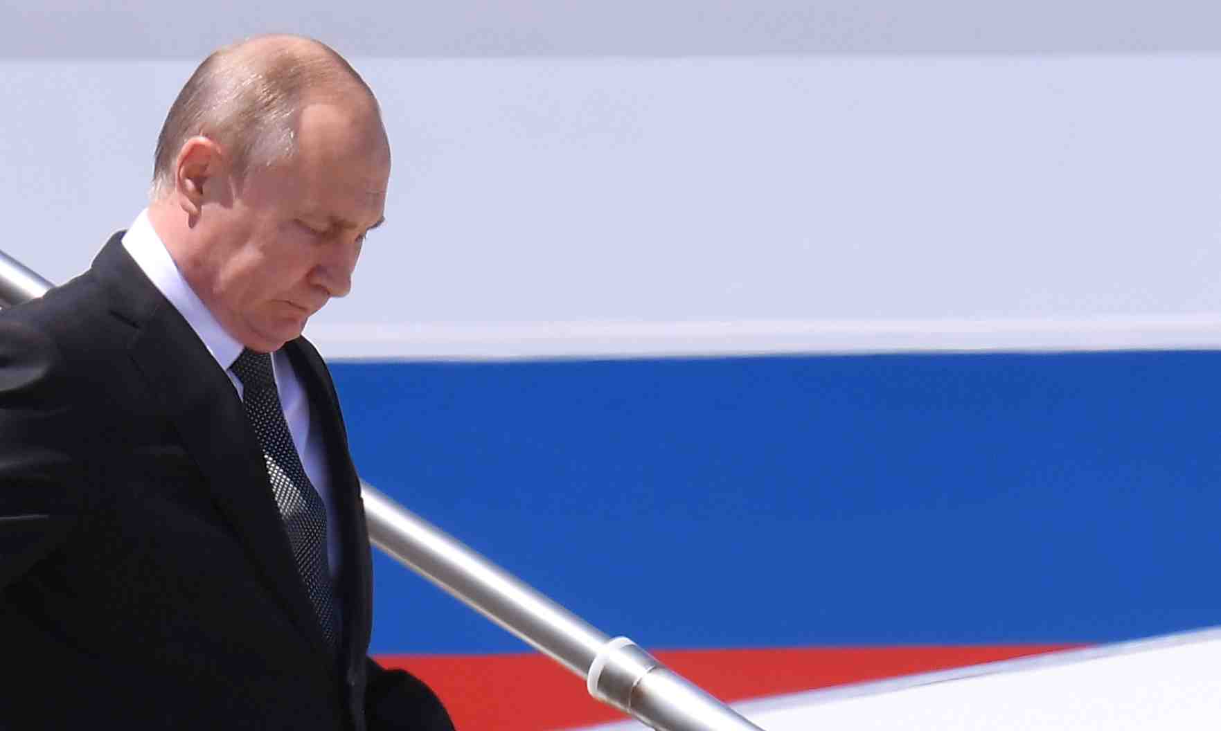 Des militants armes gagnent la libye depuis la syrie, dit poutine