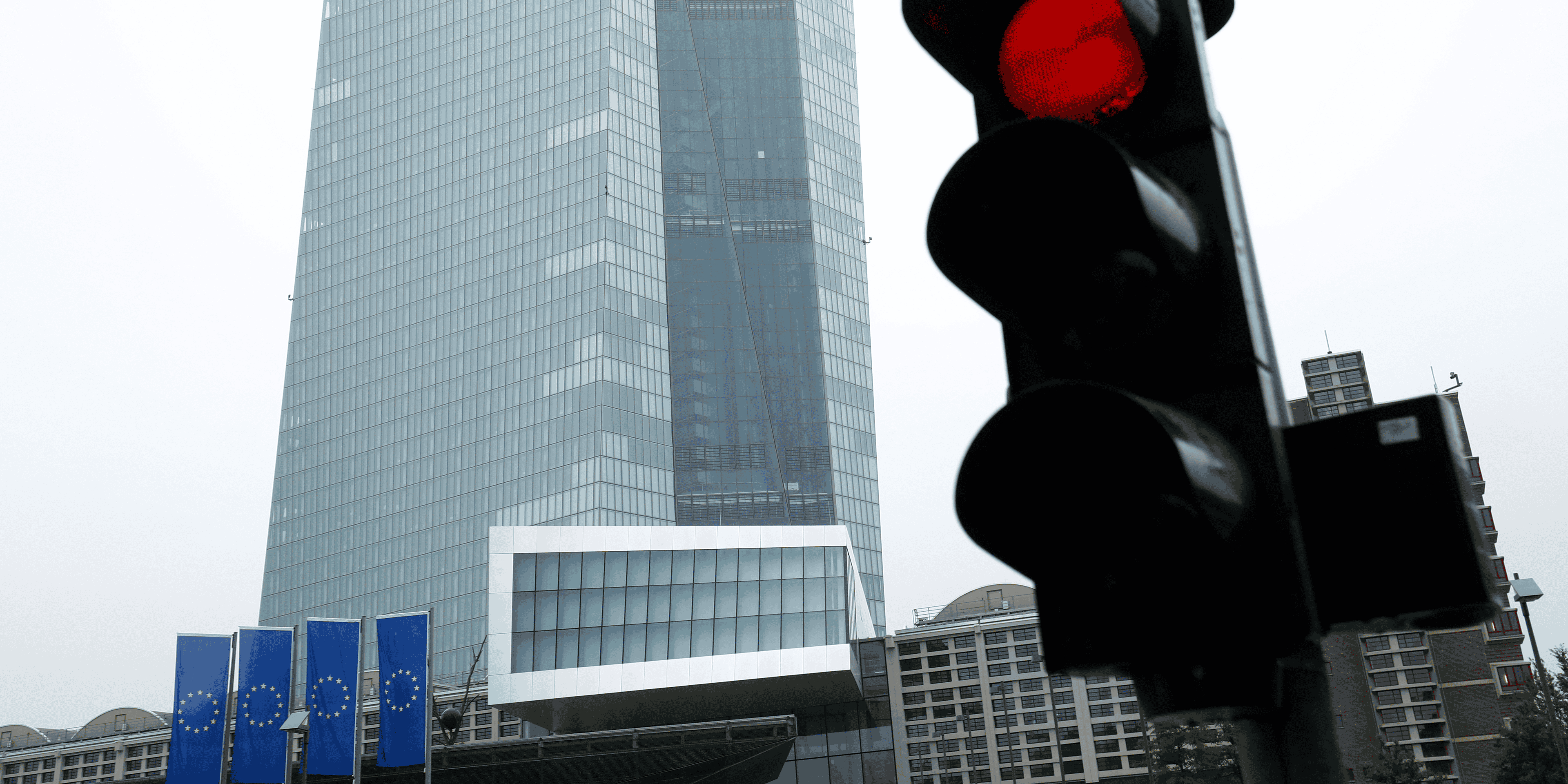 La politique monetaire de la bce sera aussi innovante que necessaire, dit villeroy