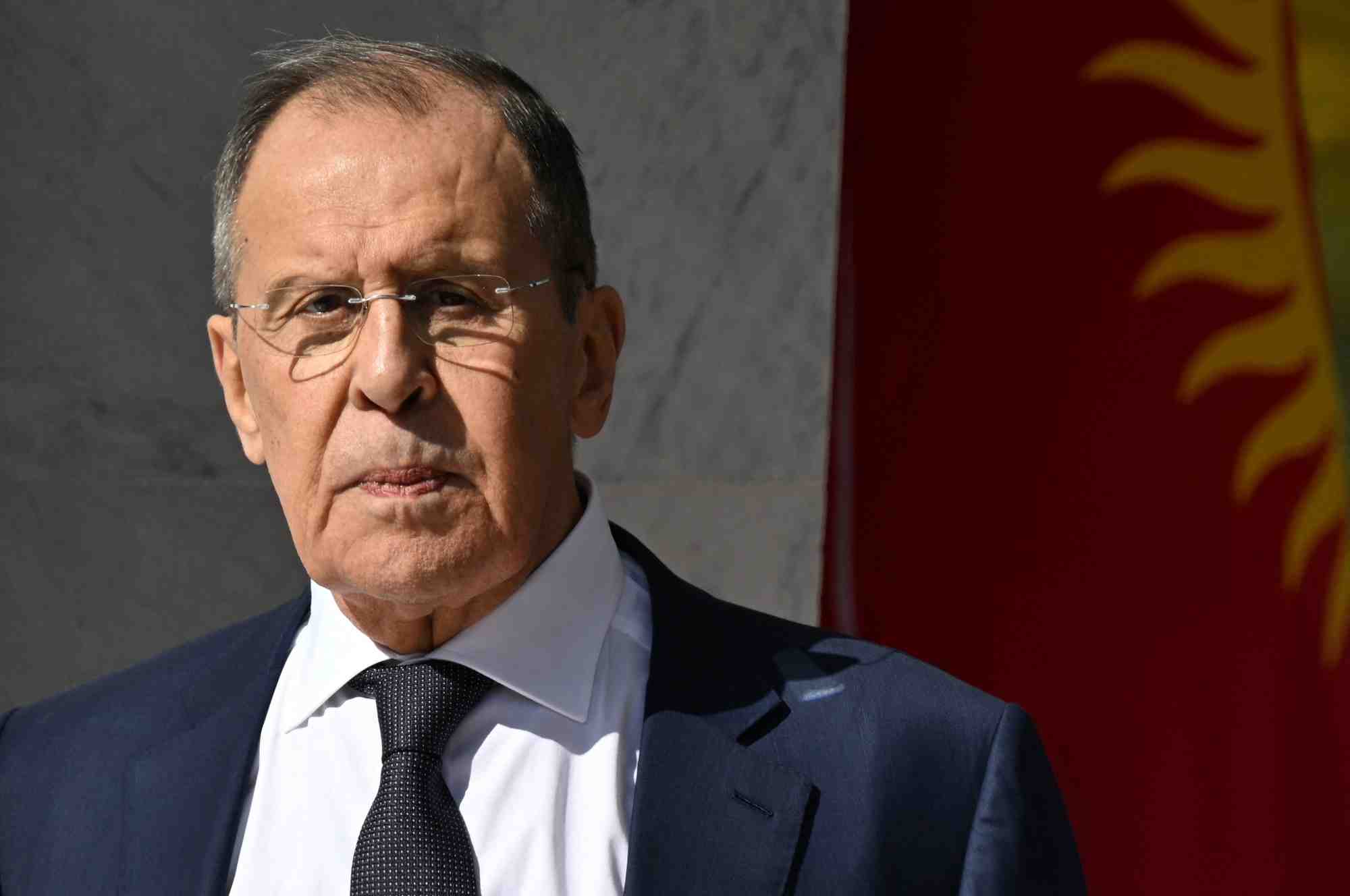 Le ministre russe des affaires etrangeres serguei lavrov a bichkek, au kirghizistan