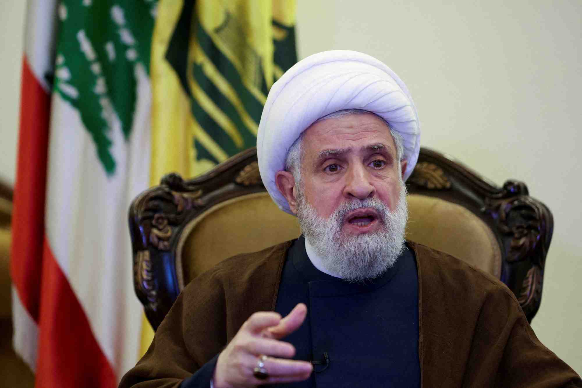 Le chef adjoint du hezbollah libanais, le cheikh naim qassem, s'exprime lors d'une interview accordee a reuters dans la banlieue de beyrouth
