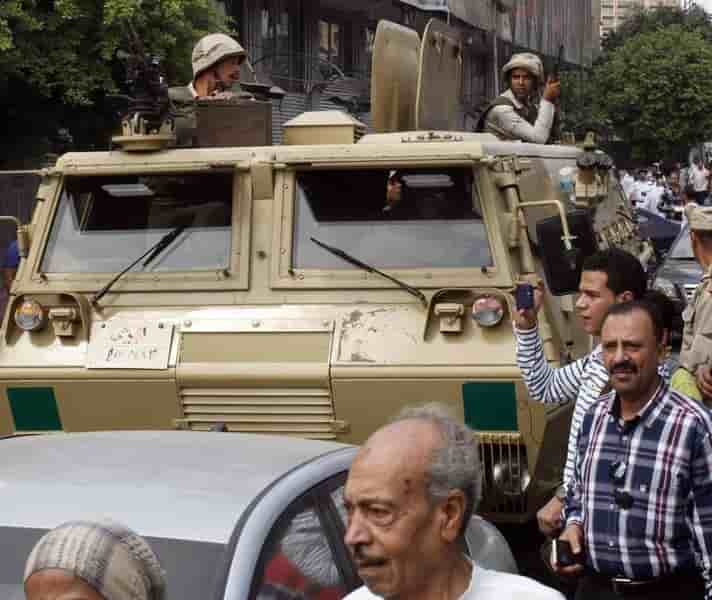 Un décret élargit la compétence des tribunaux militaires en Egypte