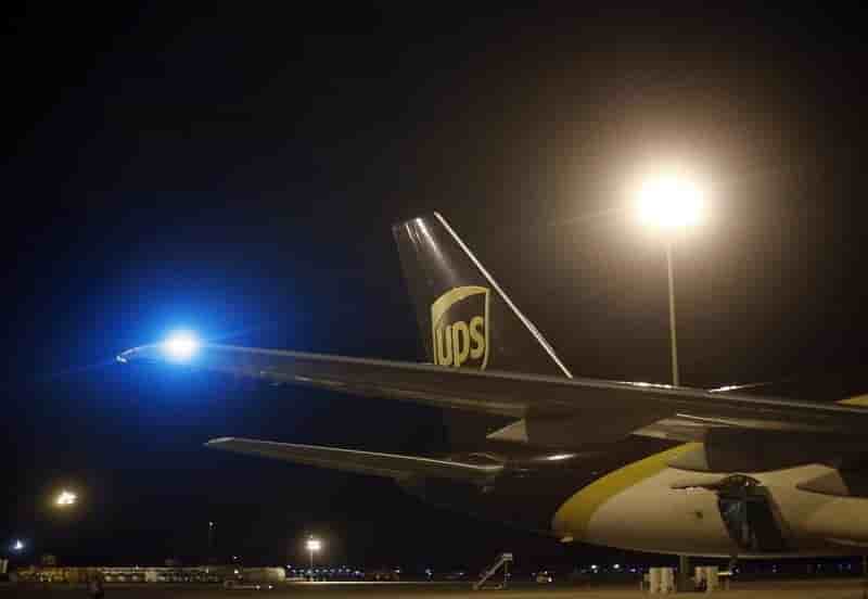 Le benefice net trimestriel d'ups en hausse de pres de 10%