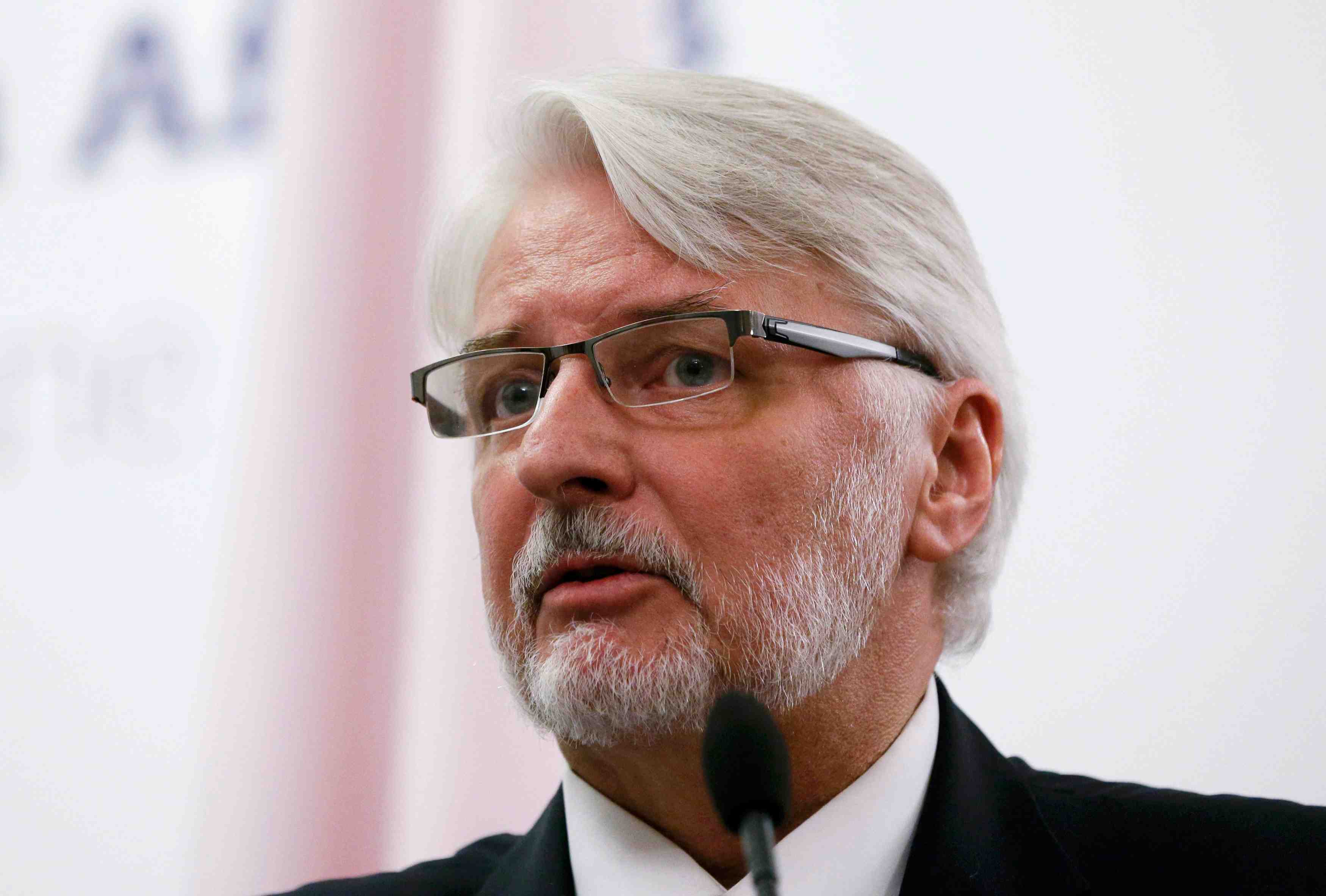 La pologne promet de mener la vie dure a l'ue