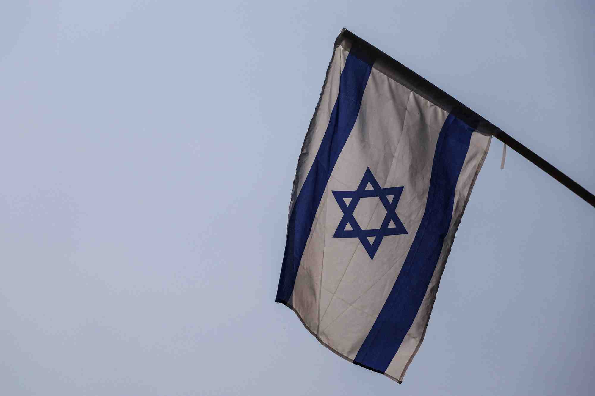Ces annonces interviennent après une intensification ces derniers jours des frappes d'Israël contre des fiefs du mouvement pro-iranien au Liban.