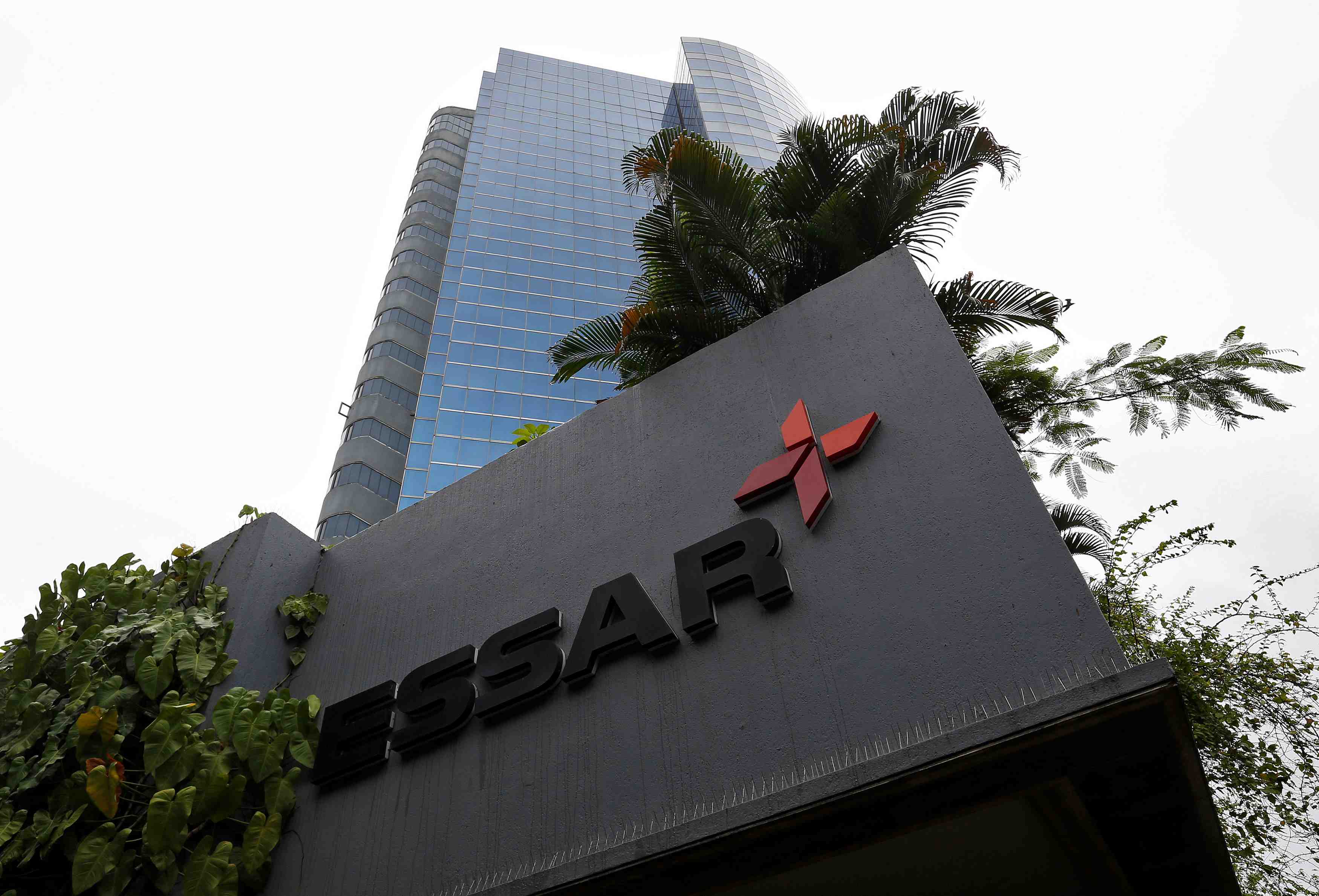 Essar a boucle la vente d'essar oil a rosneft