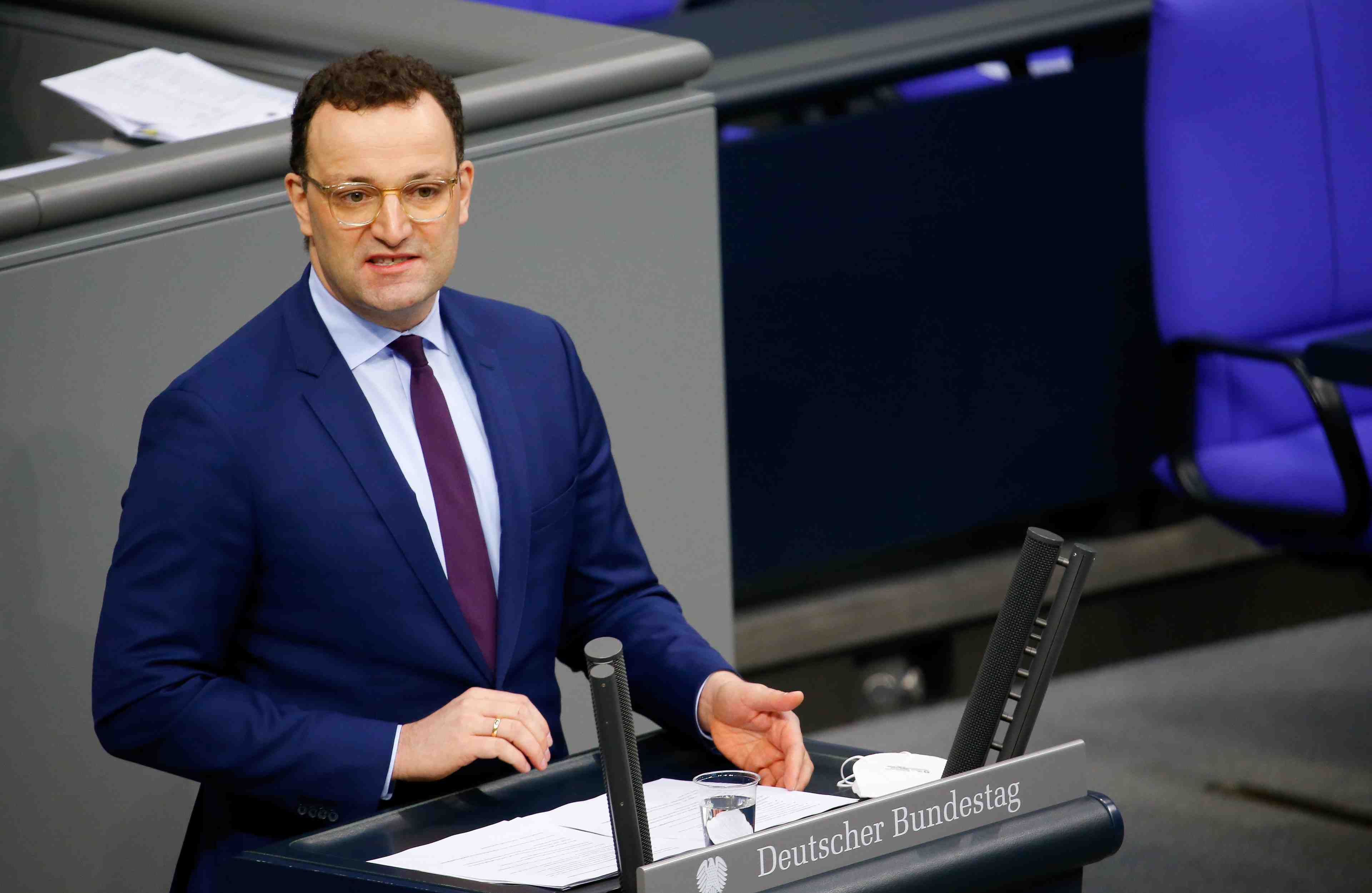 L'allemagne ne pourra pas lever toutes ses restrictions debut fevrier, dit le ministre de la sante