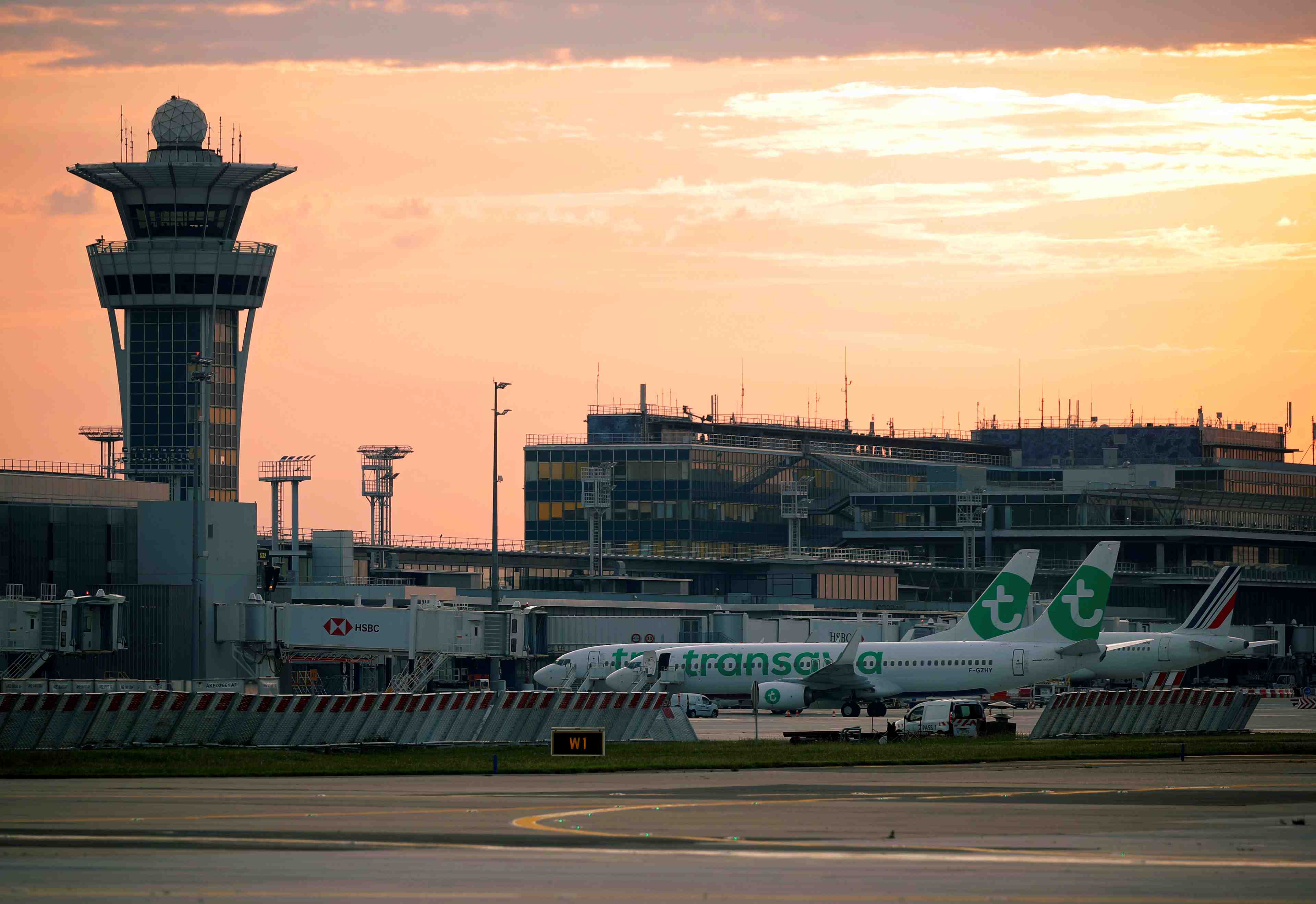 Aerien: la reprise du trafic reste decevante en europe, dit dirigeants du secteur