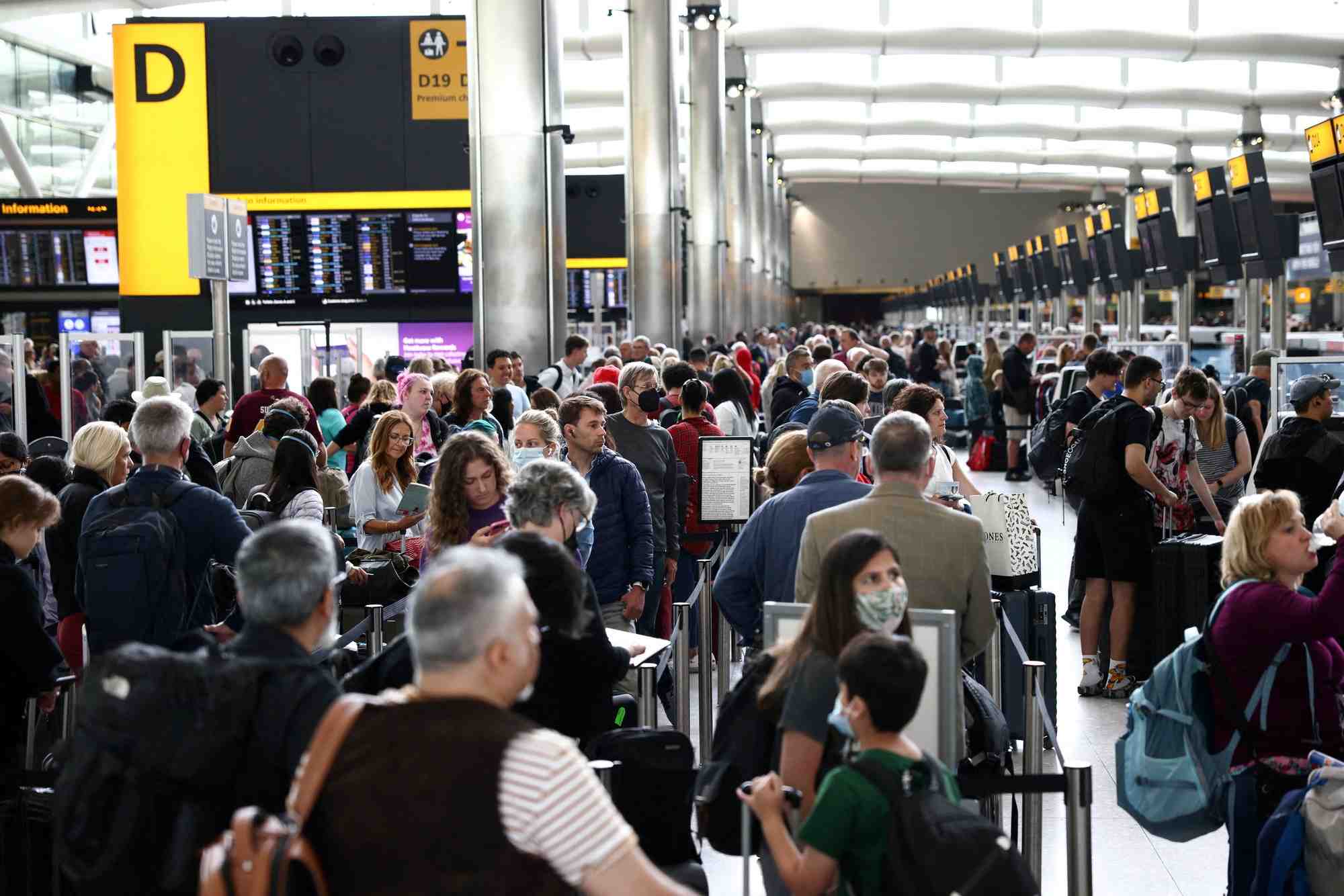 L'allemagne va accelerer le recrutement de travailleurs etrangers dans les aeroports