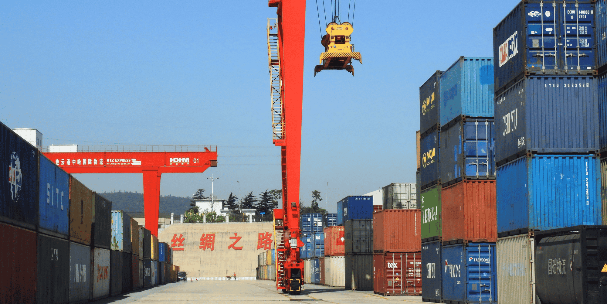 Chine: les exportations en hausse de 13,2% sur les six premiers mois de l'annee